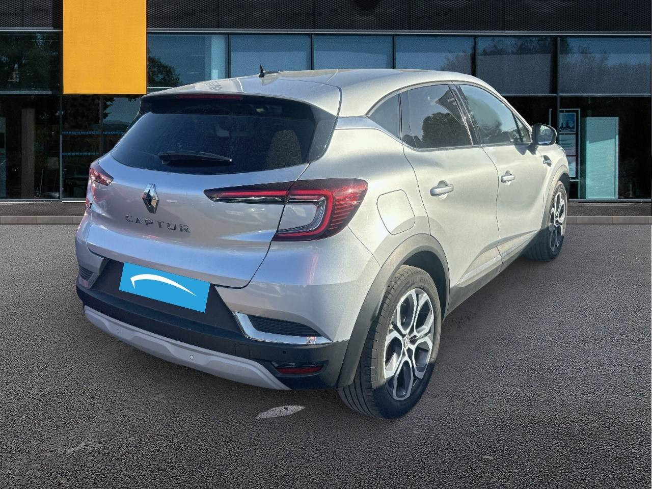 Vente en ligne Renault Captur  mild hybrid 160 EDC au prix de 18 890 €