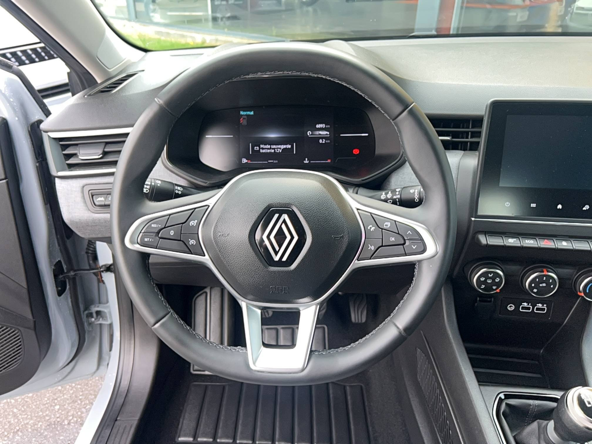 Vente en ligne Renault Clio 5 Clio TCe 90 au prix de 15 990 €
