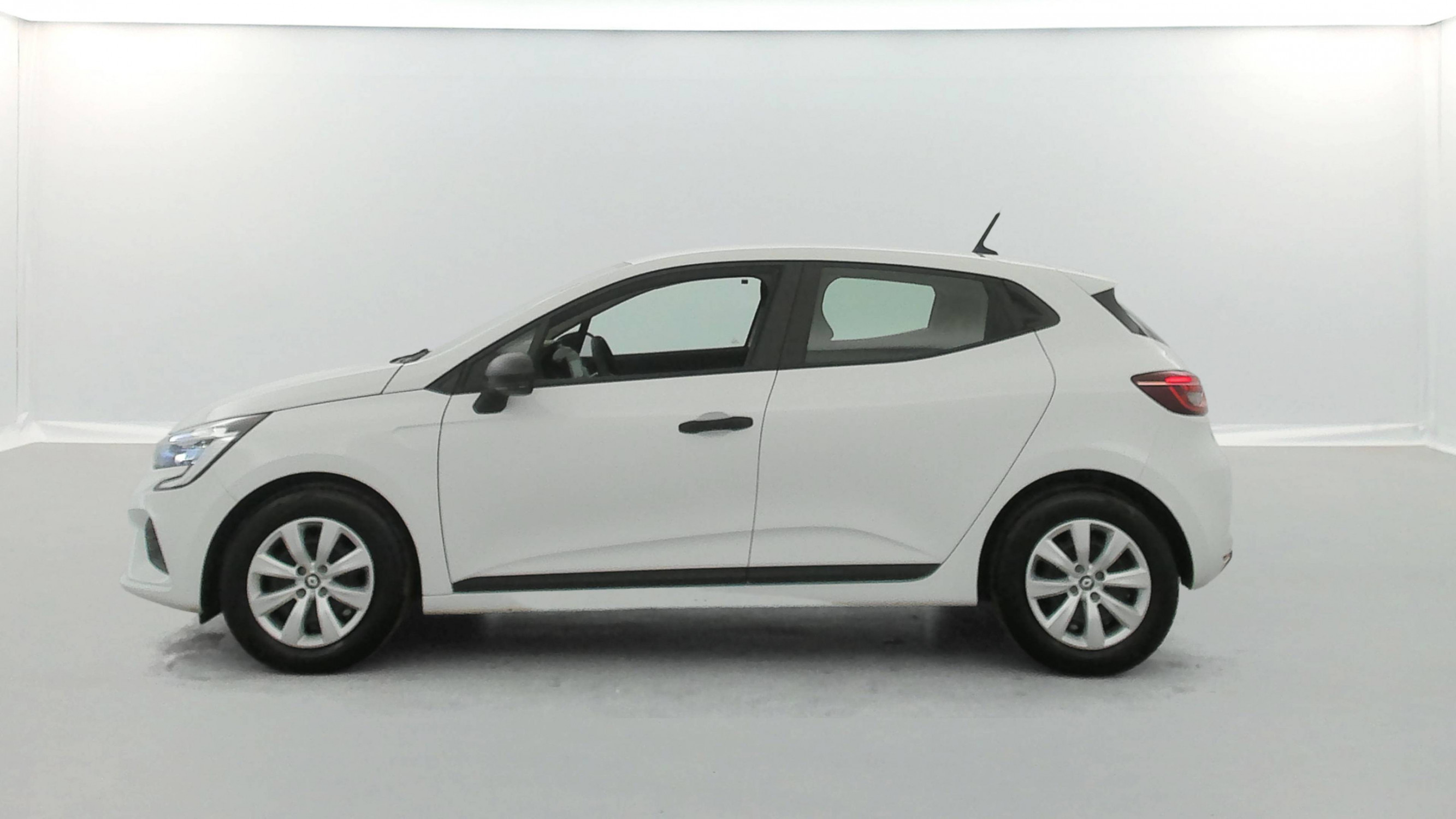 Vente en ligne Renault Clio 5 Clio SCe 65 au prix de 13 790 €