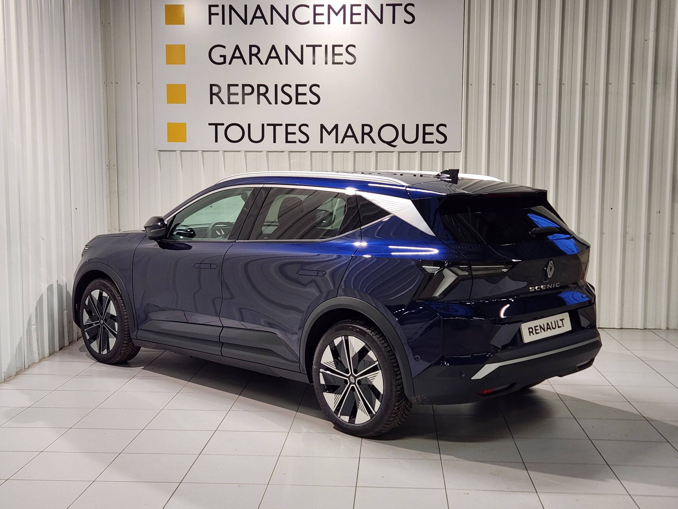 Vente en ligne Renault Scenic E-Tech  220 ch grande autonomie au prix de 43 490 €