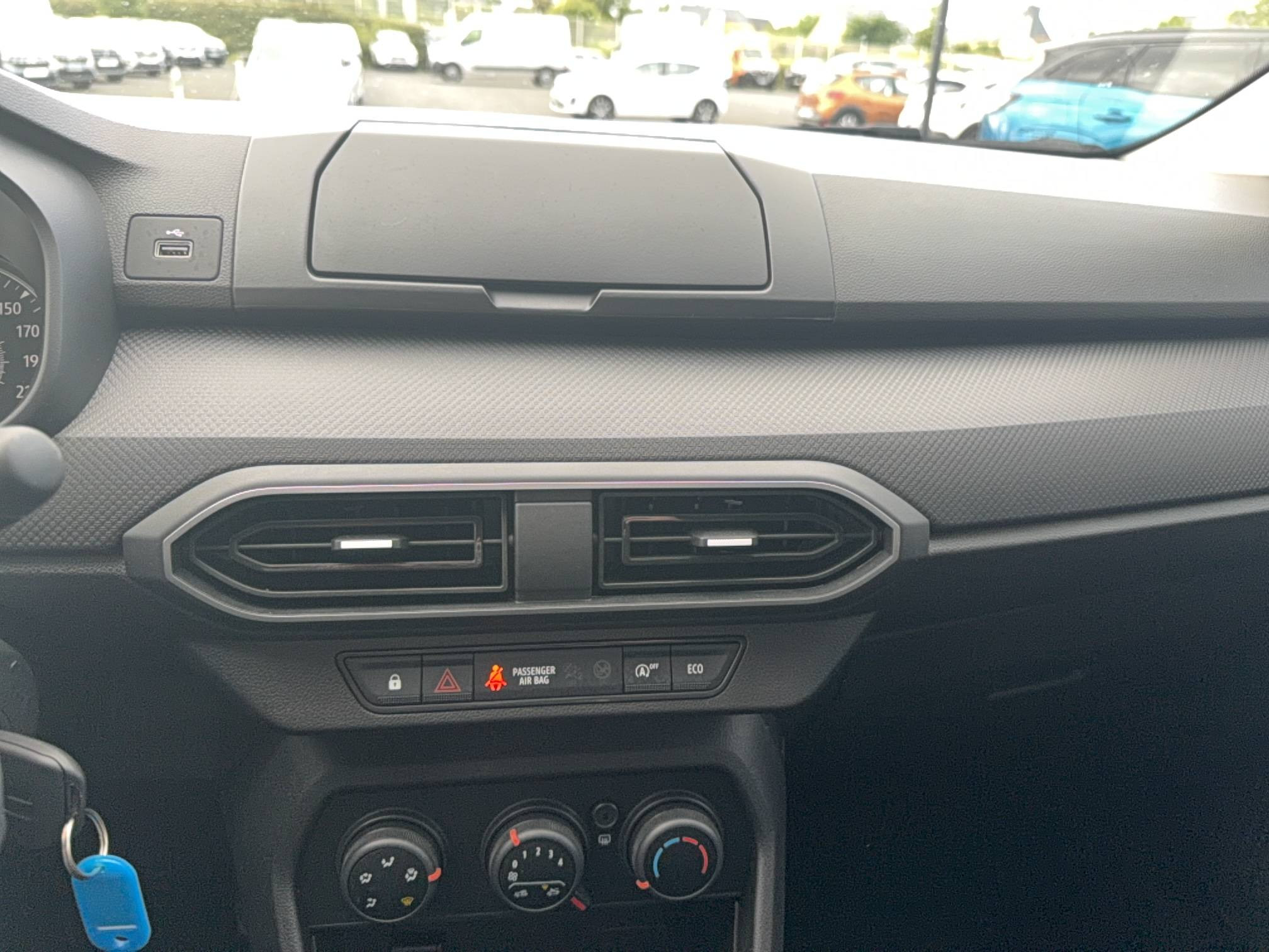 Vente en ligne Dacia Sandero  ECO-G 100 au prix de 11 490 €