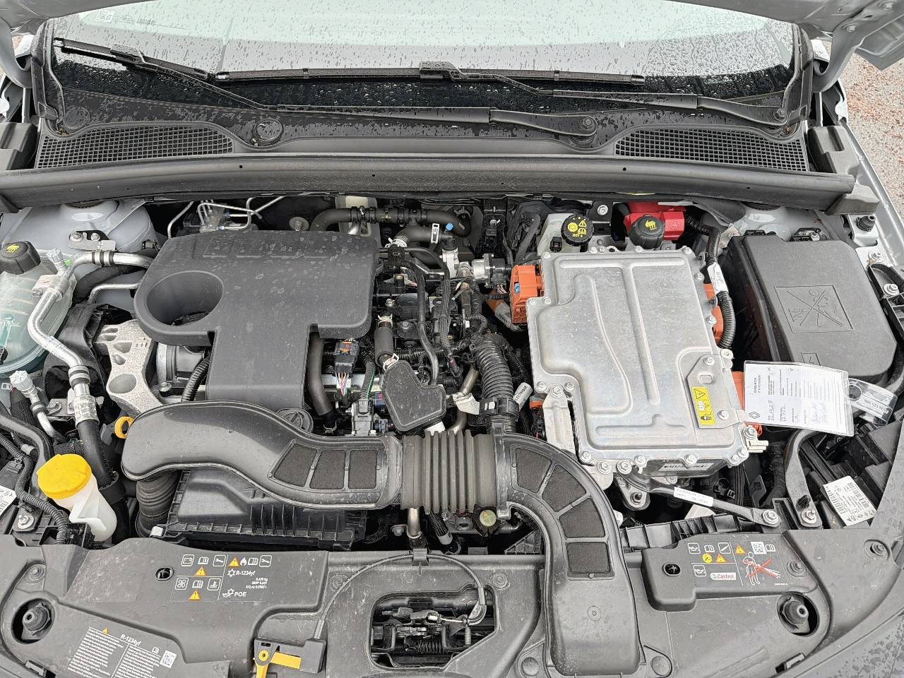 Vente en ligne Renault Clio 5 Clio E-Tech full hybrid 145 ch GSR2 au prix de 20 990 €