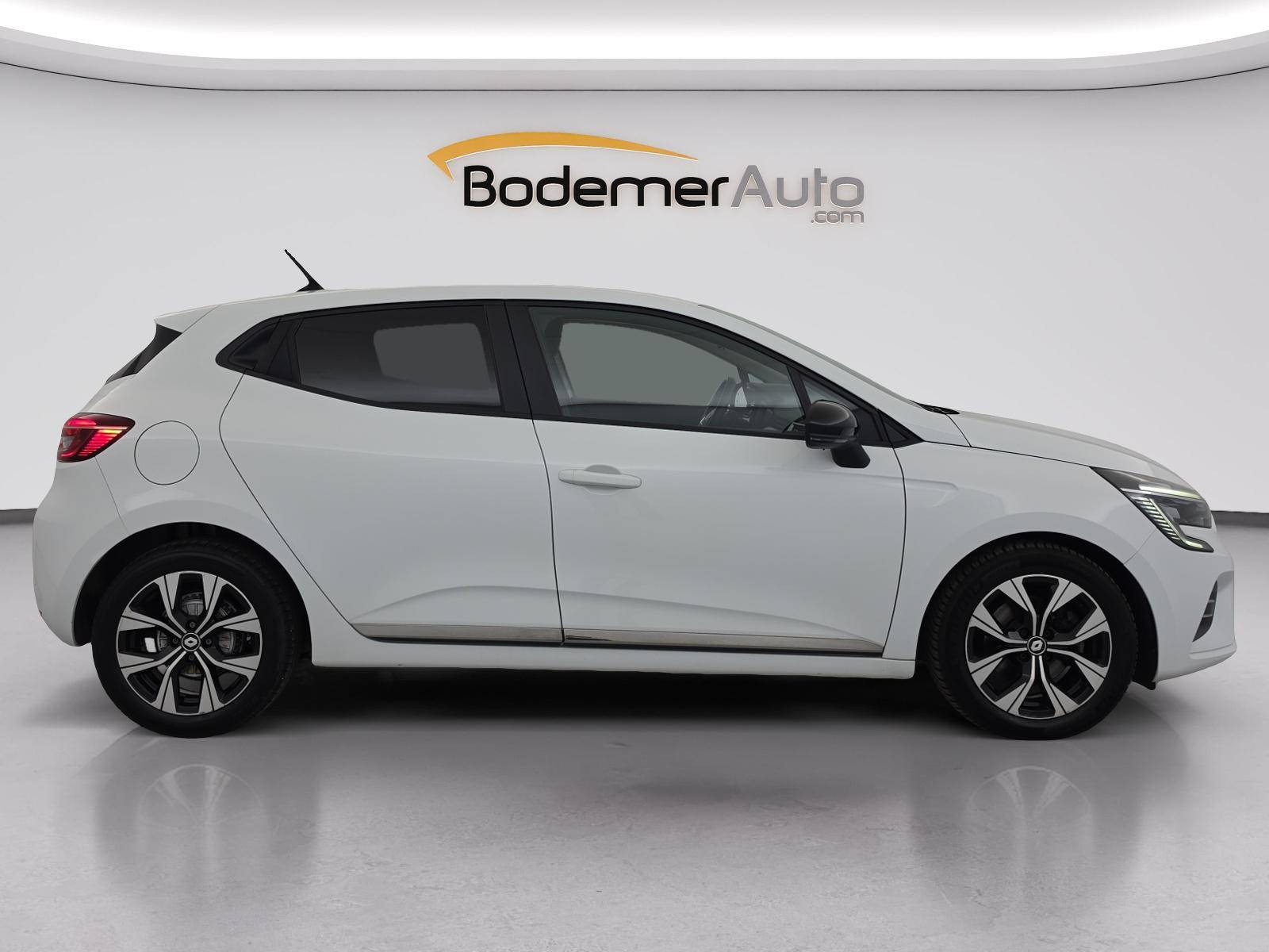 Vente en ligne Renault Clio 5 Clio Blue dCi 100 au prix de 11 890 €