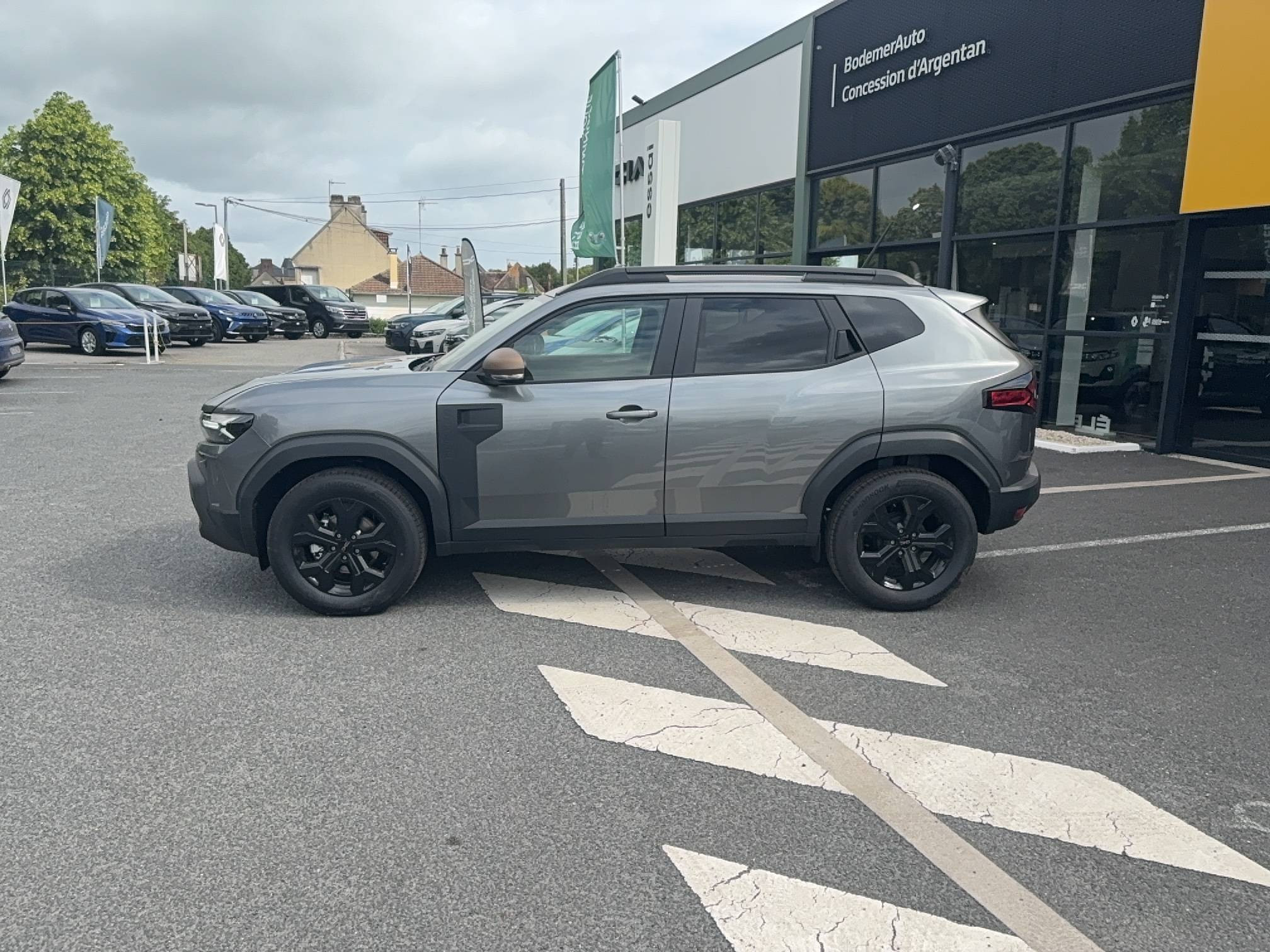 Vente en ligne Dacia Duster  Hybrid 155 au prix de 29 200 €