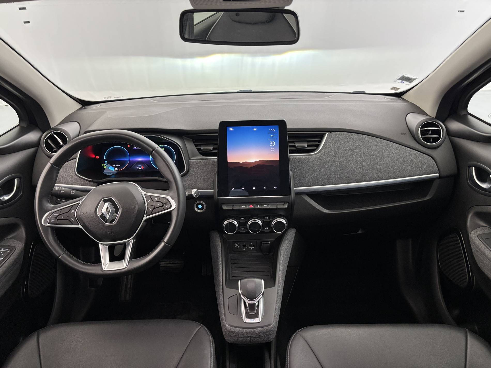 Vente en ligne Renault Zoé Zoe R135 - 22B au prix de 16 790 €