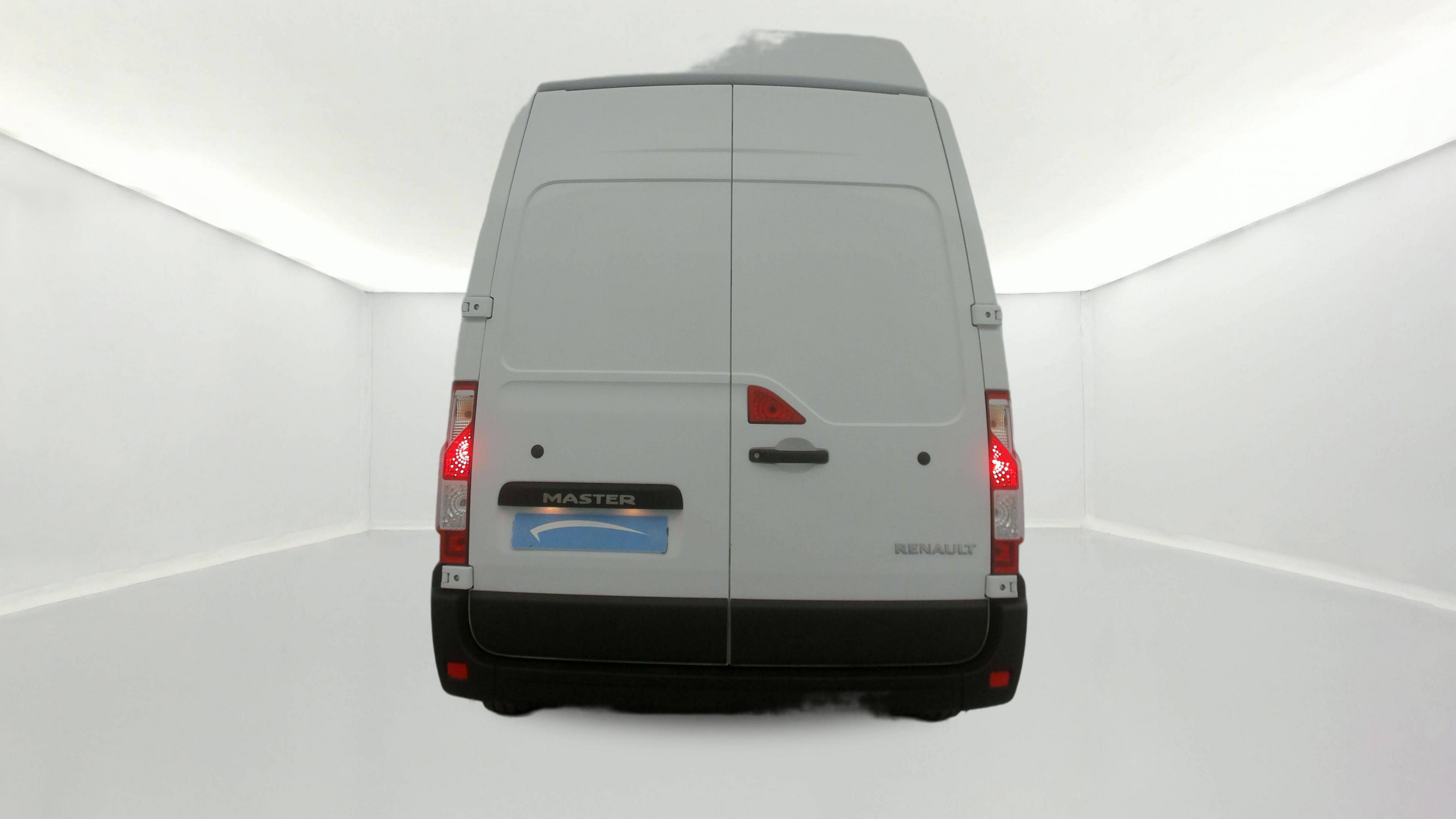 Vente en ligne Renault Master Fourgon MASTER FGN TRAC F3500 L3H3 BLUE DCI 135 au prix de 29 999 €