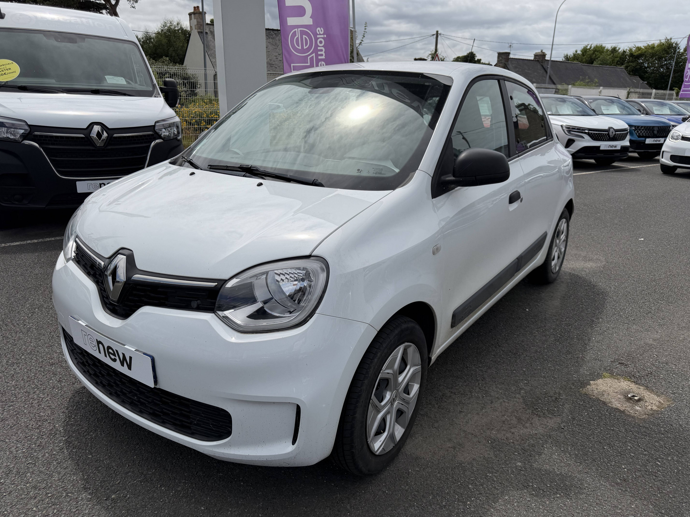 Vente en ligne Renault Twingo Electrique Twingo III E-Tech au prix de 11 490 €
