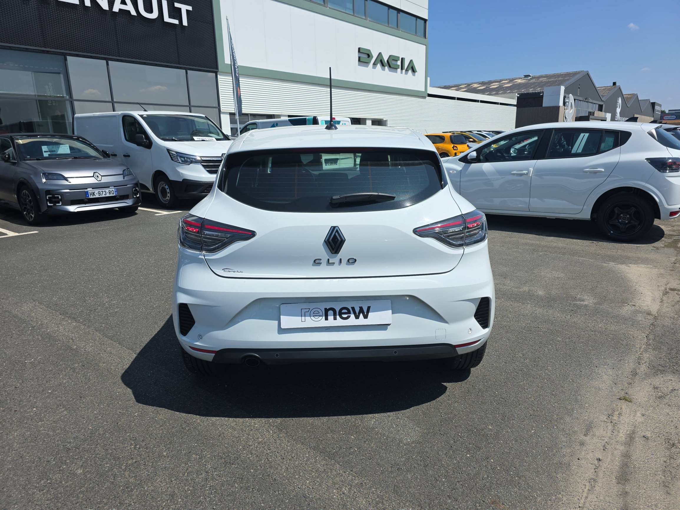 Vente en ligne Renault Clio 5 Clio TCe 90 ch GSR2 au prix de 15 990 €