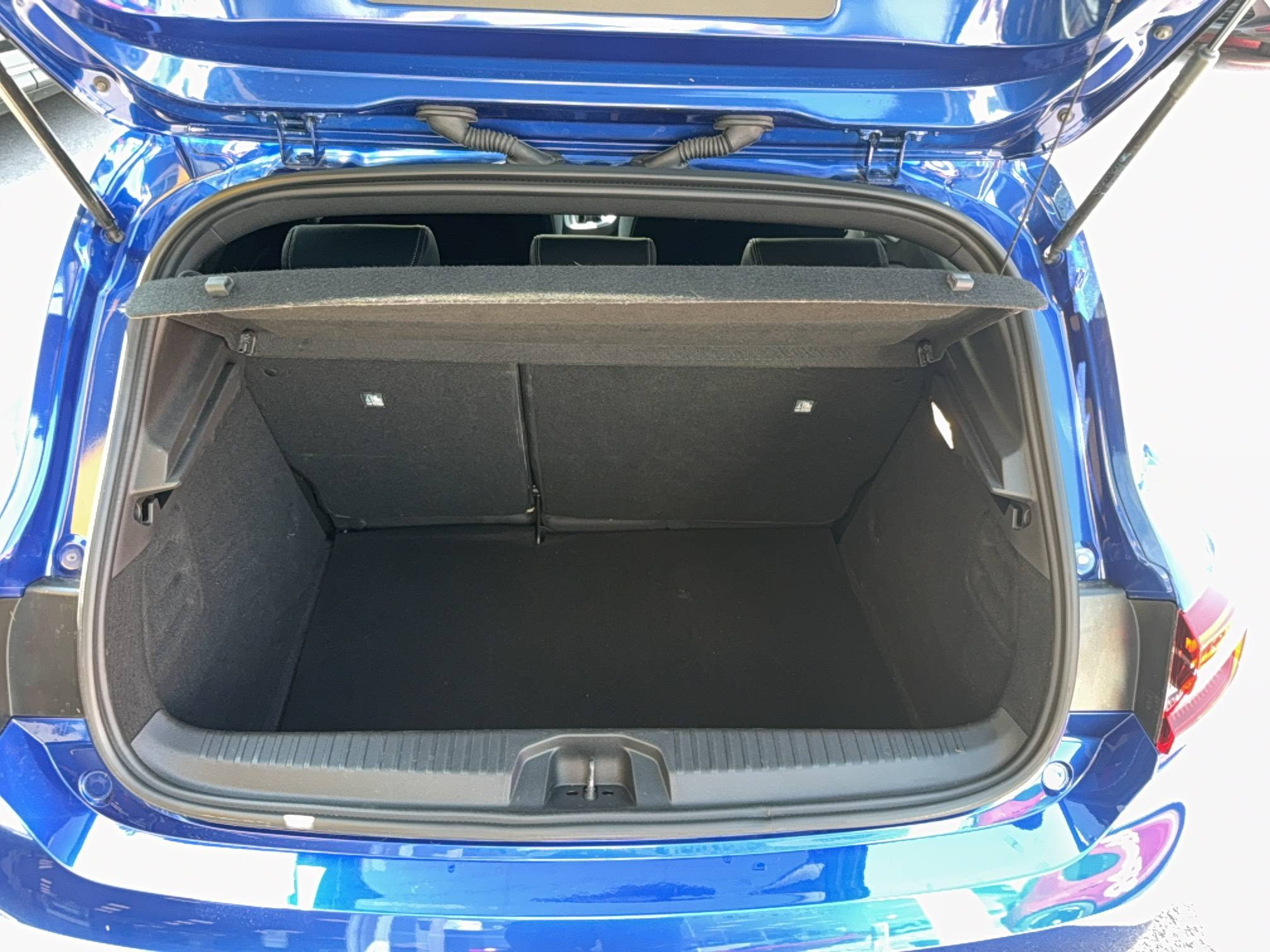 Vente en ligne Renault Clio 5 Clio TCe 140 - 21 au prix de 15 540 €