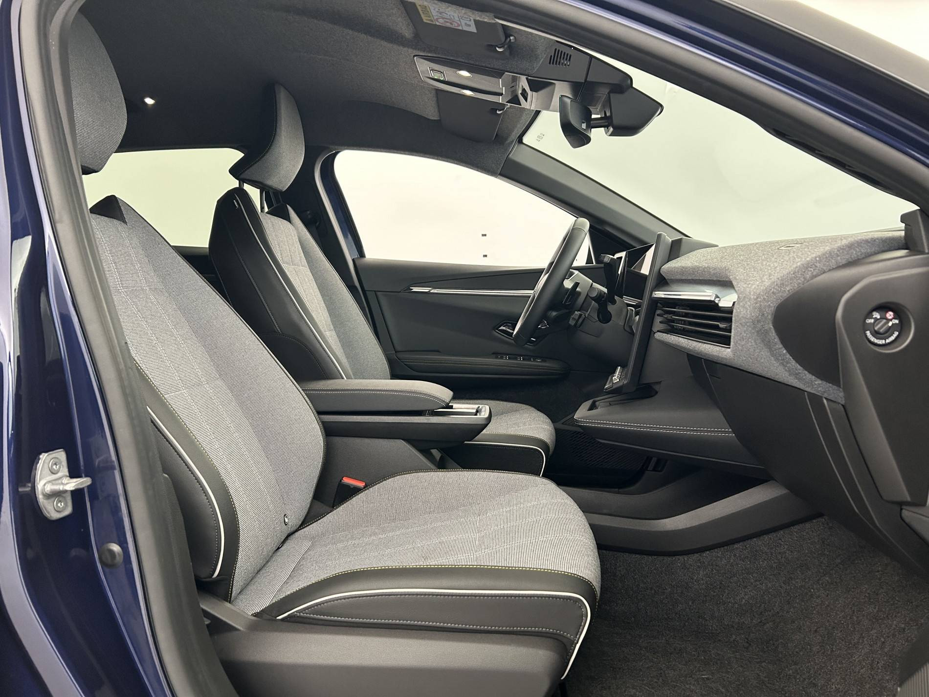 Vente en ligne Renault Megane E-Tech  220 ch autonomie confort GSR2 au prix de 30 300 €