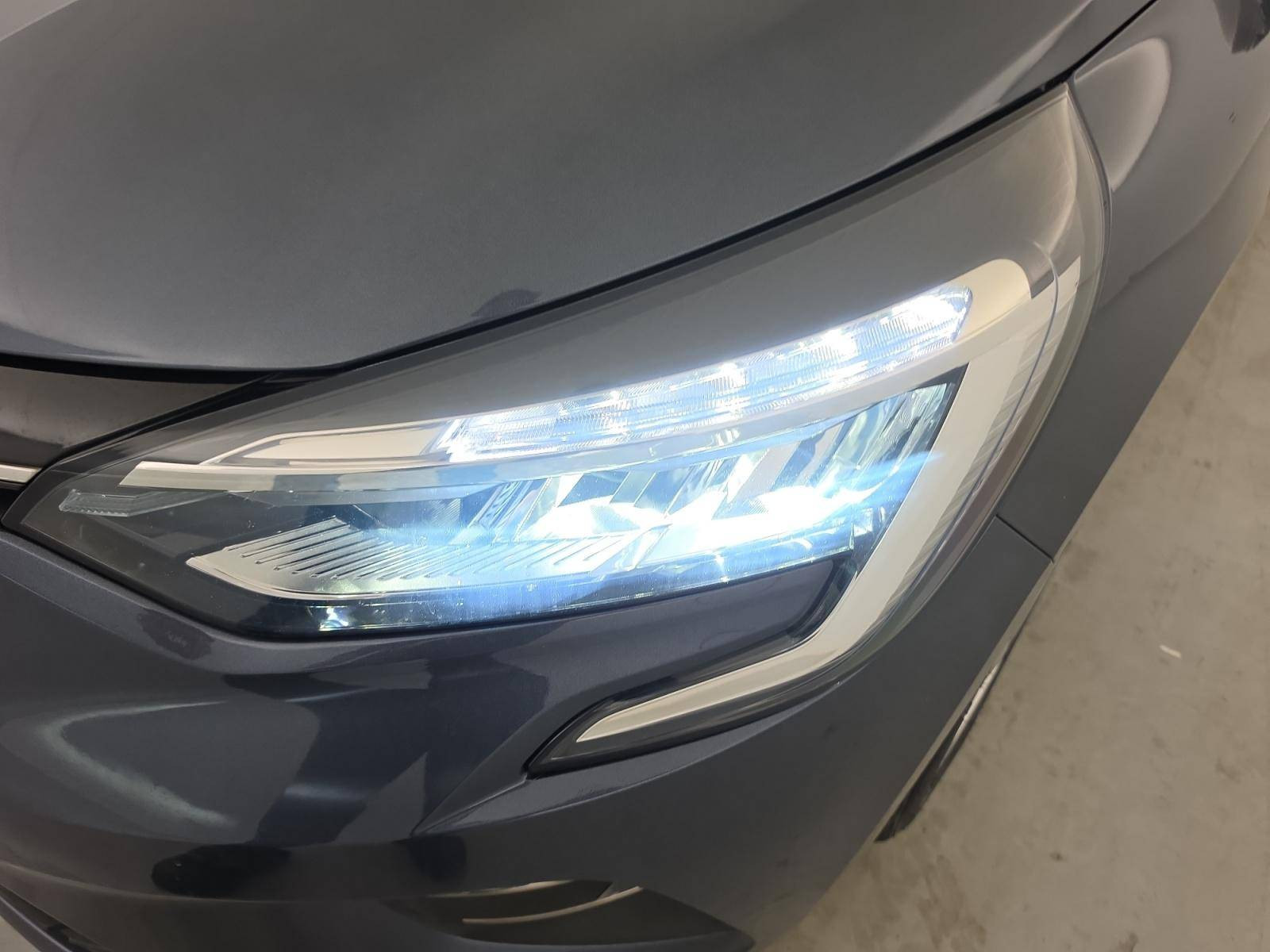 Vente en ligne Renault Clio 5 Clio TCe 100 au prix de 11 490 €