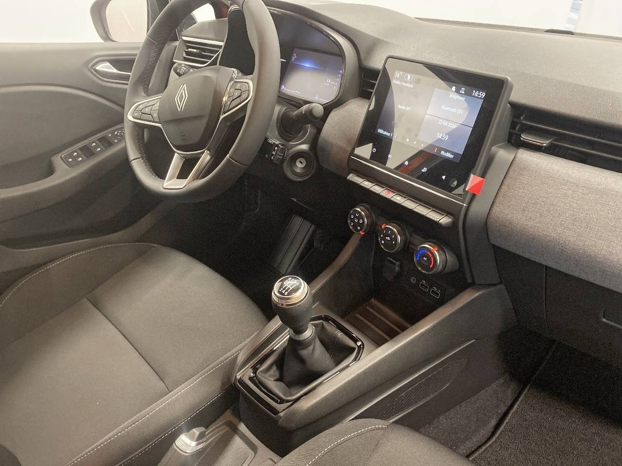 Vente en ligne Renault Clio 5 Clio Blue dCi 100 ch au prix de 18 790 €