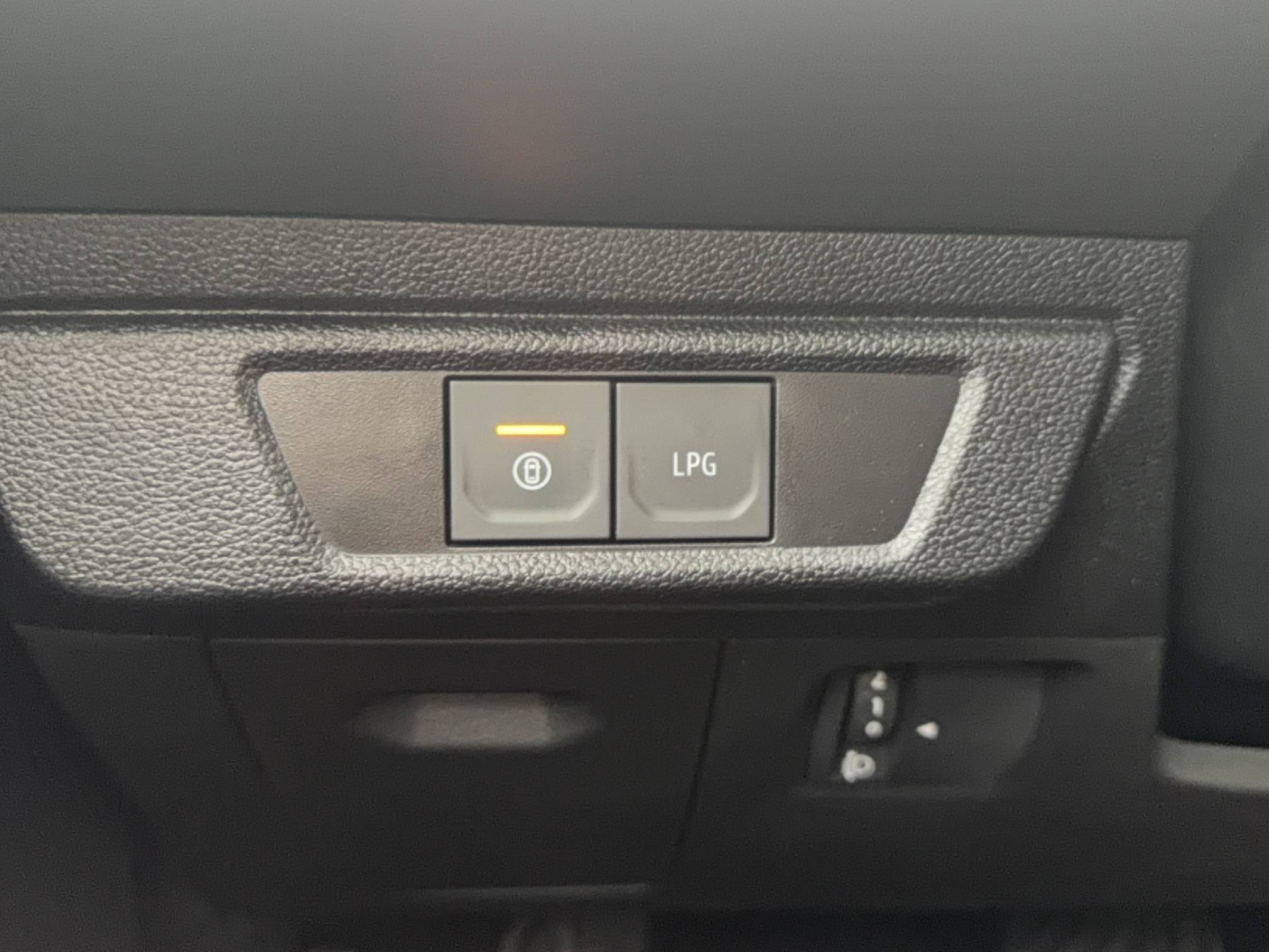 Vente en ligne Dacia Sandero Sandero ECO-G 120 auto au prix de 20 590 €