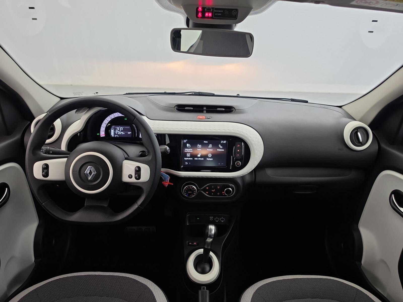Vente en ligne Renault Twingo Electrique Twingo III E-Tech au prix de 12 990 €