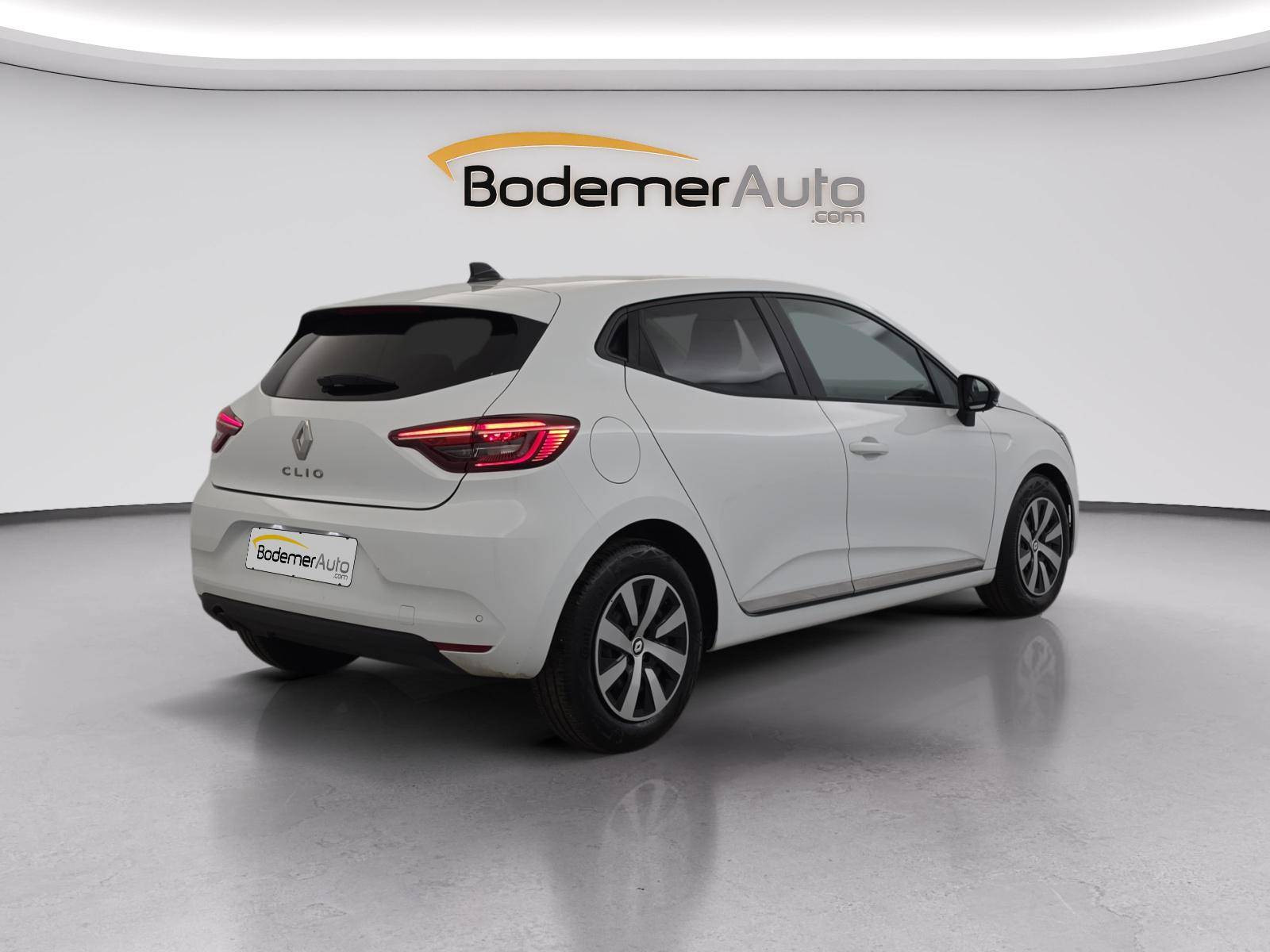 Vente en ligne Renault Clio 5 Clio TCe 90 au prix de 14 990 €