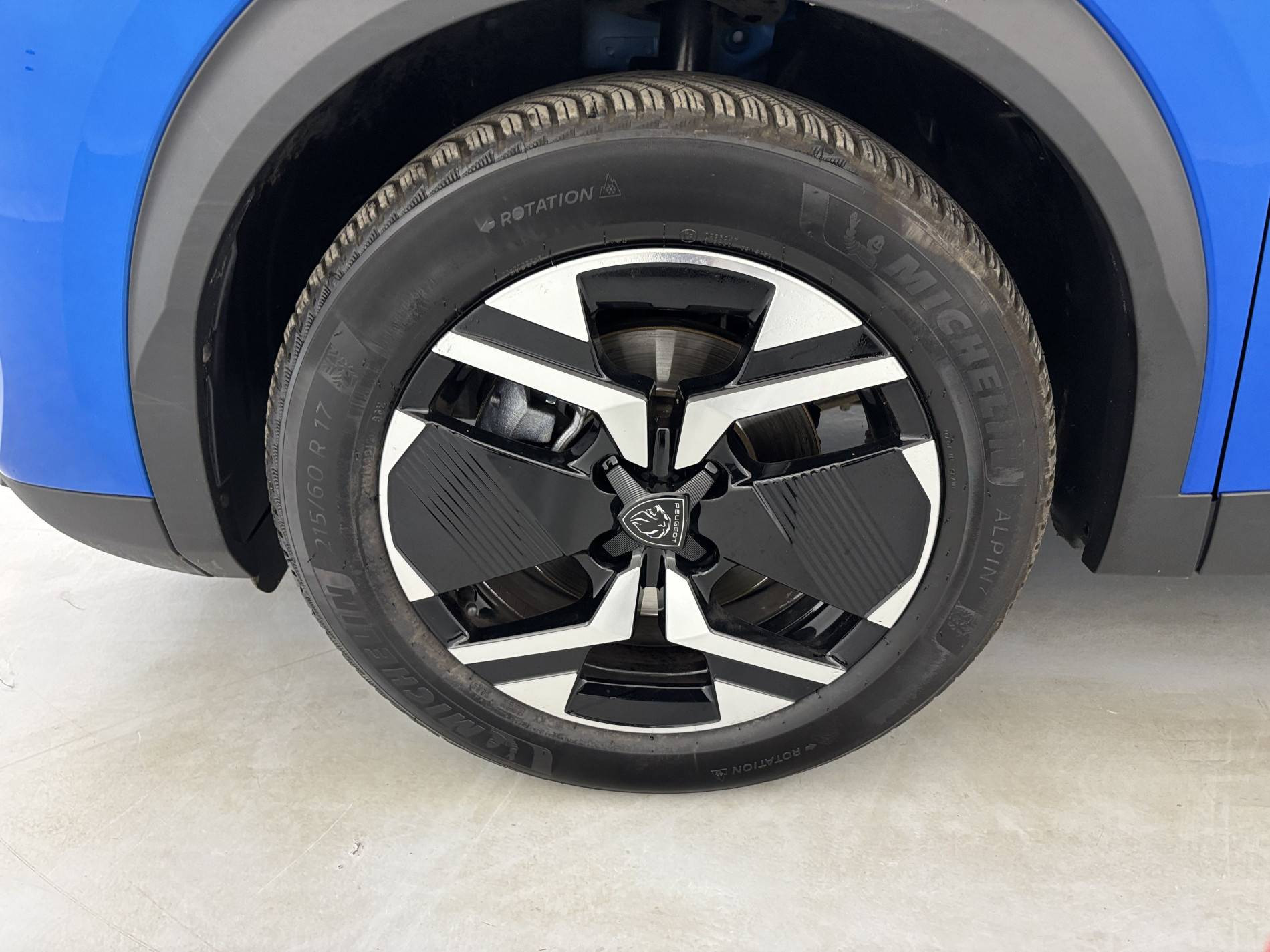 Vente en ligne Peugeot 2008  Hybrid 136 e-DCS6 au prix de 19 990 €