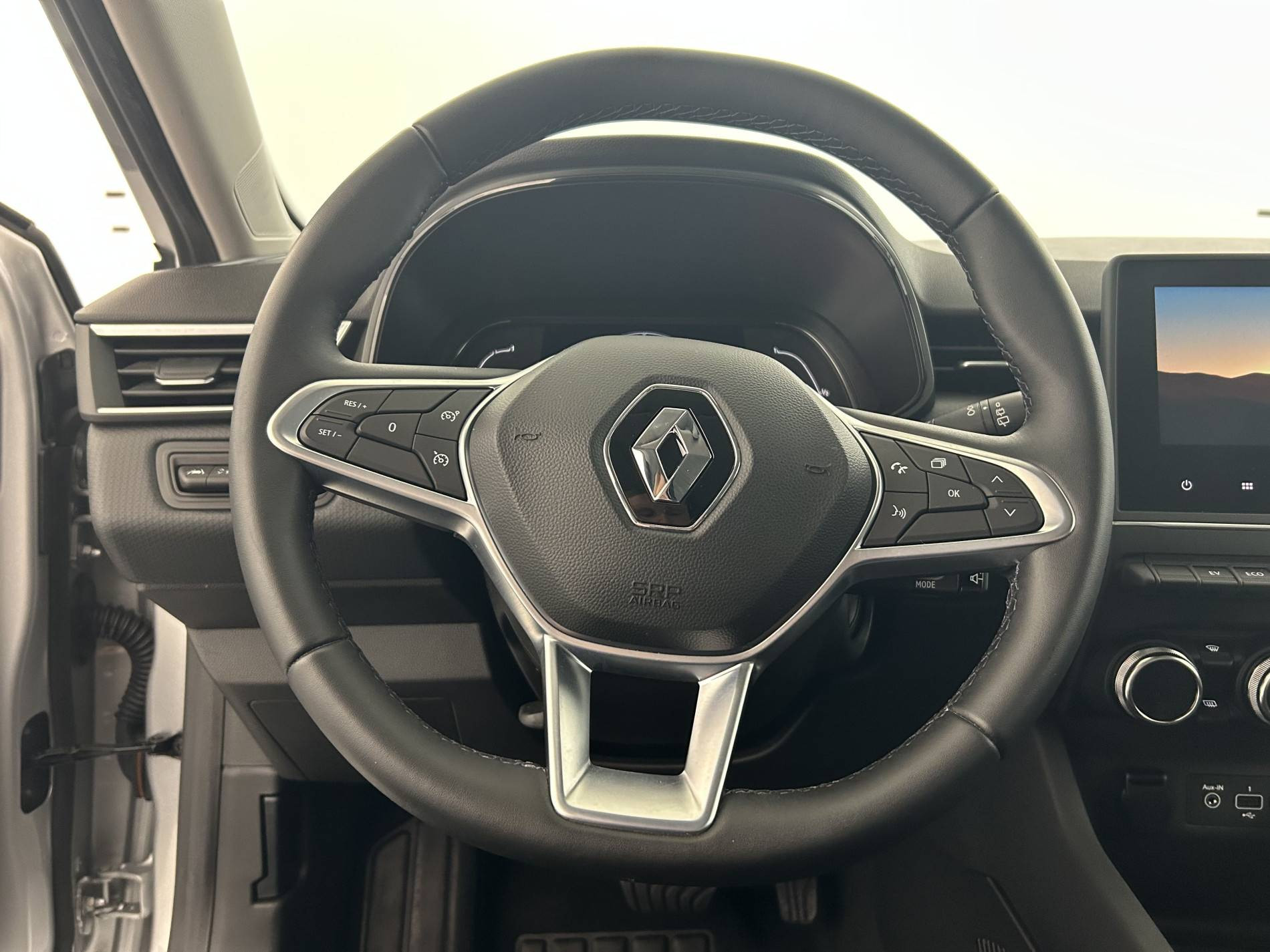 Vente en ligne Renault Clio 5 Clio E-Tech 140 - 21N au prix de 14 490 €