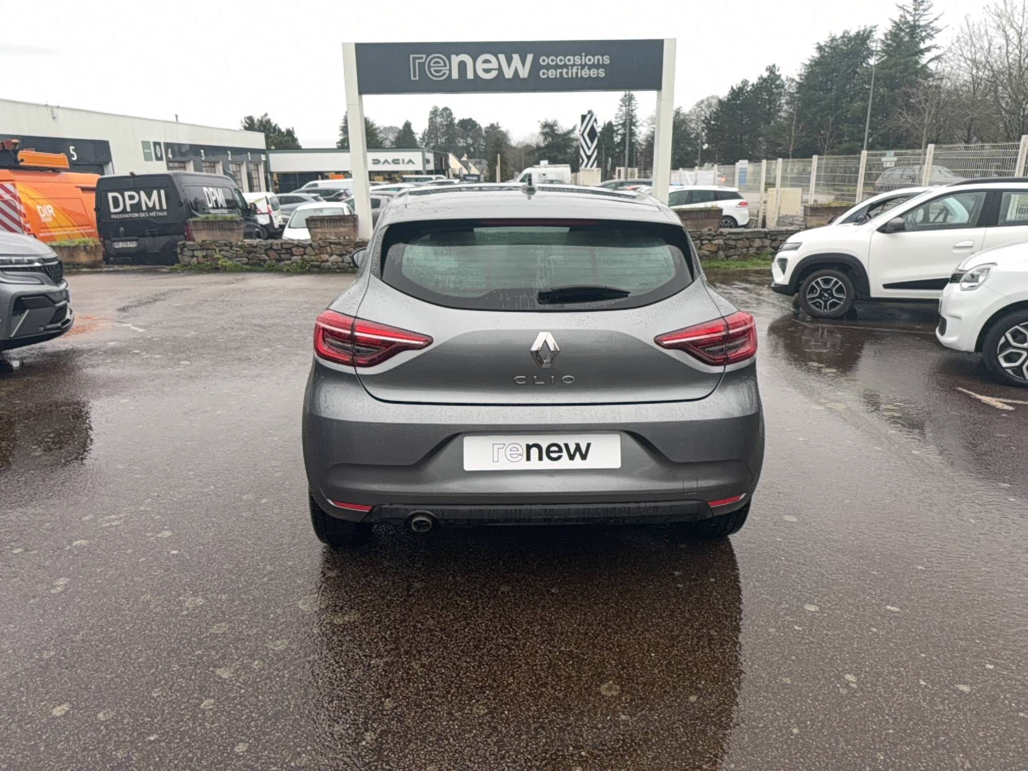 Vente en ligne Renault Clio 5 Clio TCe 90 au prix de 14 790 €