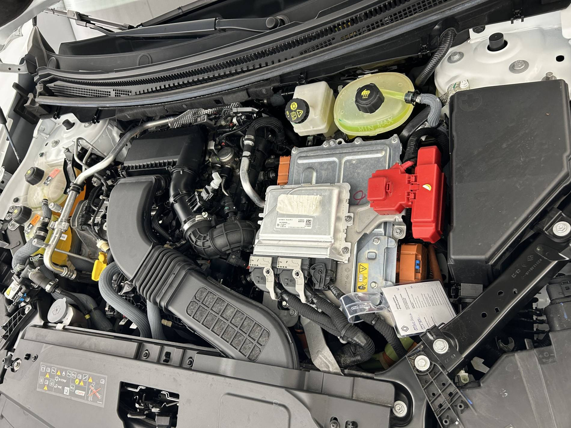 Vente en ligne Renault Austral  E-Tech hybrid 200 au prix de 32 991 €