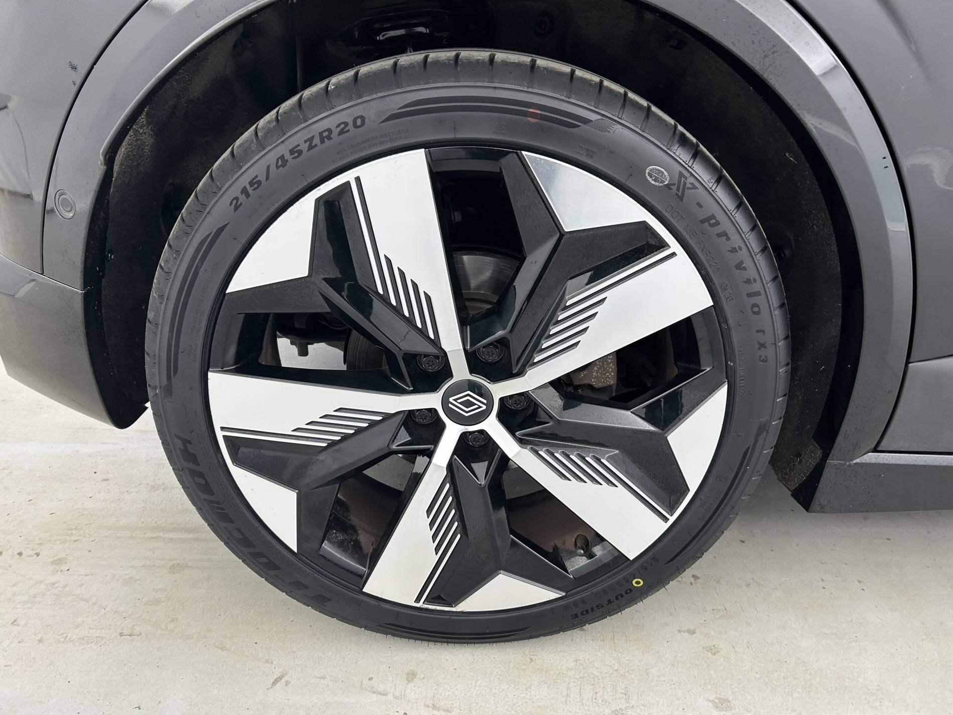 Vente en ligne Renault Megane E-Tech  EV60 220 ch super charge au prix de 23 990 €