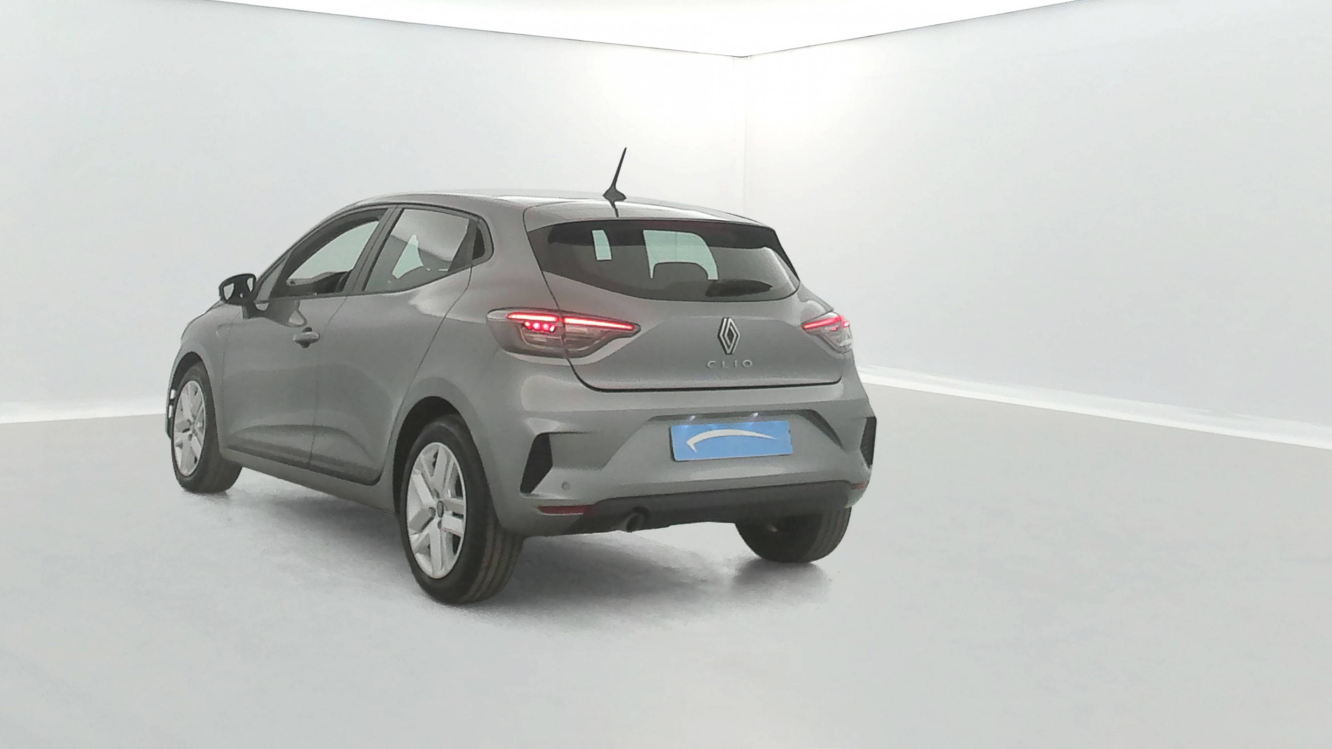 Vente en ligne Renault Clio 5 Clio TCe 90 au prix de 15 490 €