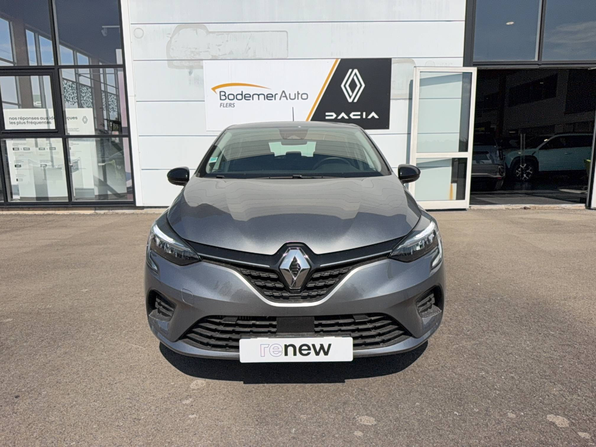 Vente en ligne Renault Clio 5 Clio TCe 90 au prix de 13 990 €