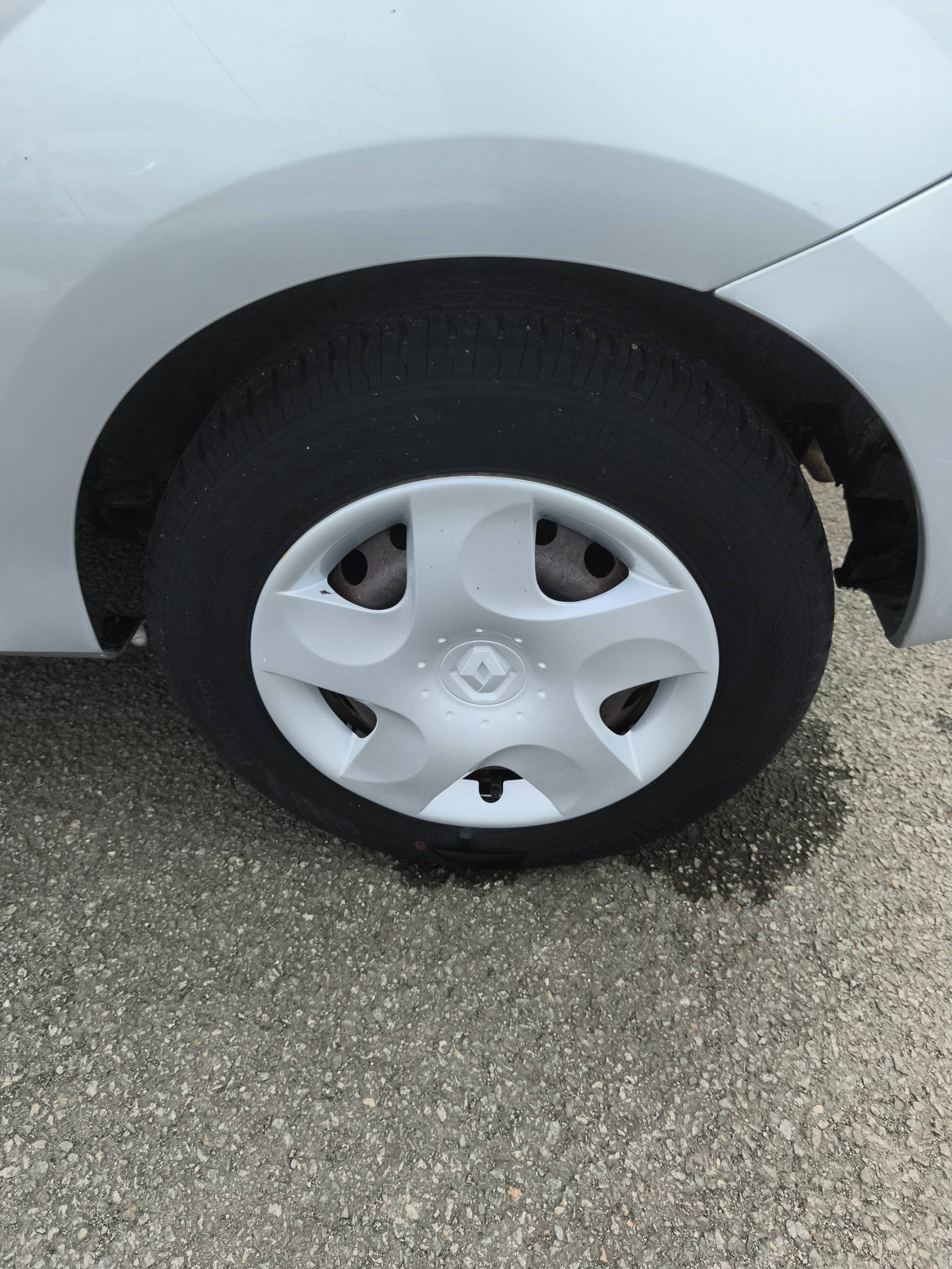 Vente en ligne Renault Twingo 2  1.2 16v 75 au prix de 6 490 €