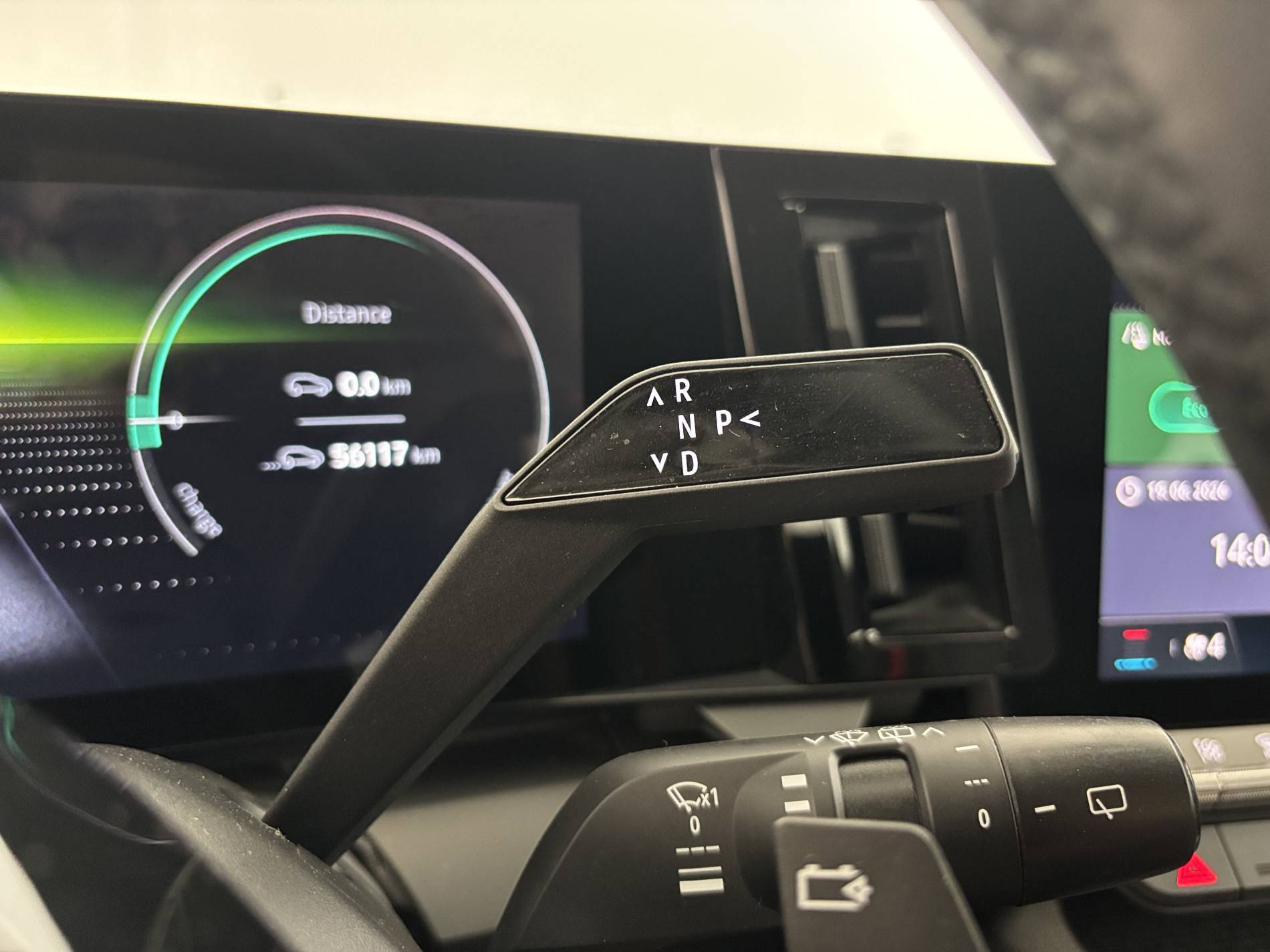 Vente en ligne Renault Megane E-Tech  EV40 130ch standard charge au prix de 17 990 €