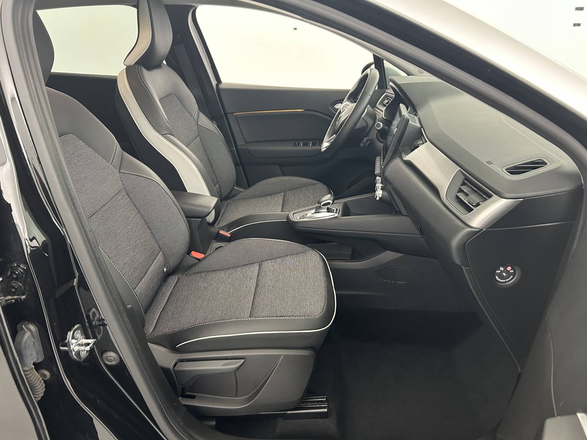 Vente en ligne Renault Captur  E-Tech Plug-in 160 au prix de 16 490 €