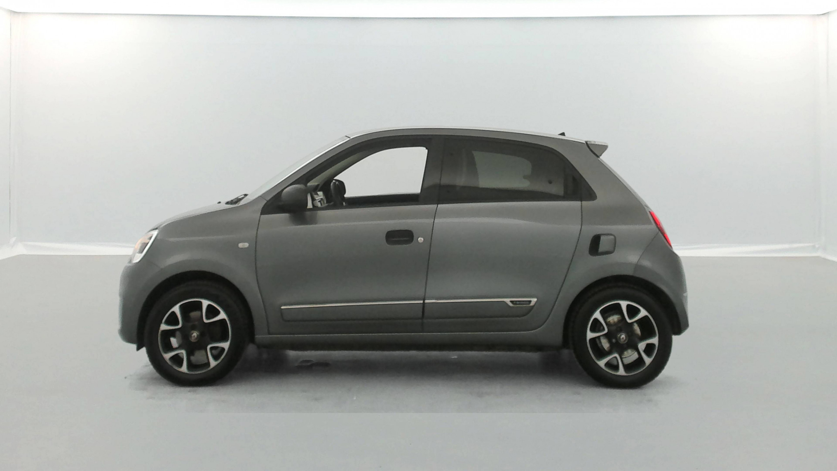 Vente en ligne Renault Twingo 3  TCe 95 au prix de 11 990 €