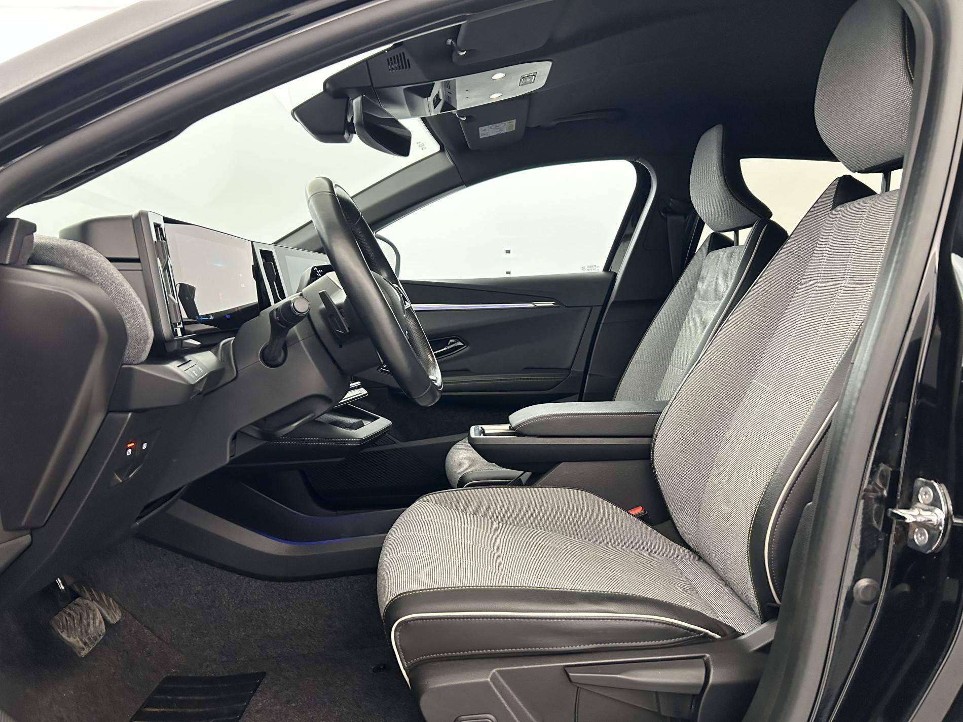 Vente en ligne Renault Megane E-Tech  EV60 220 ch super charge au prix de 21 990 €
