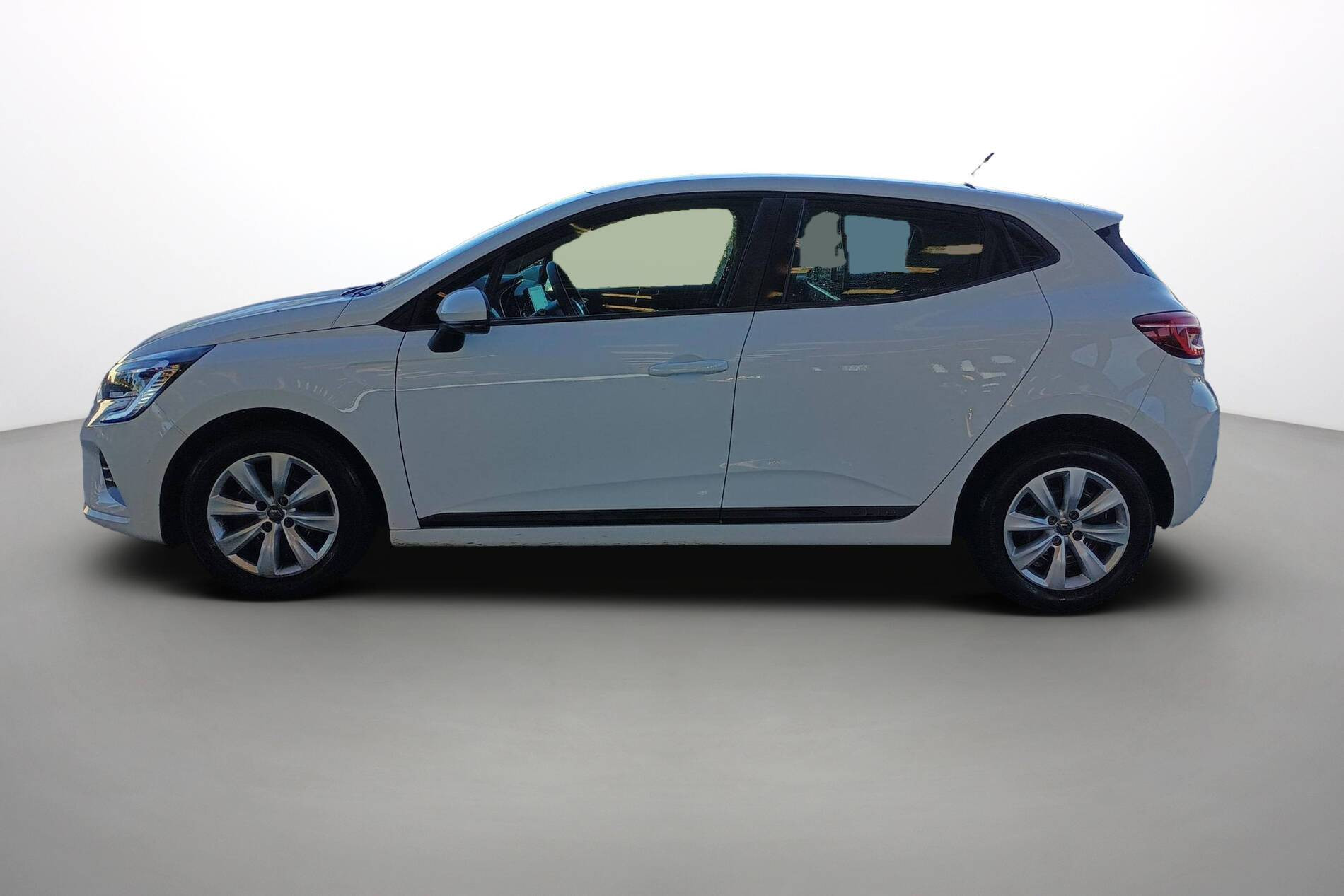 Vente en ligne Renault Clio 5 CLIO SOCIETE BLUE DCI 85 au prix de 10 860 €