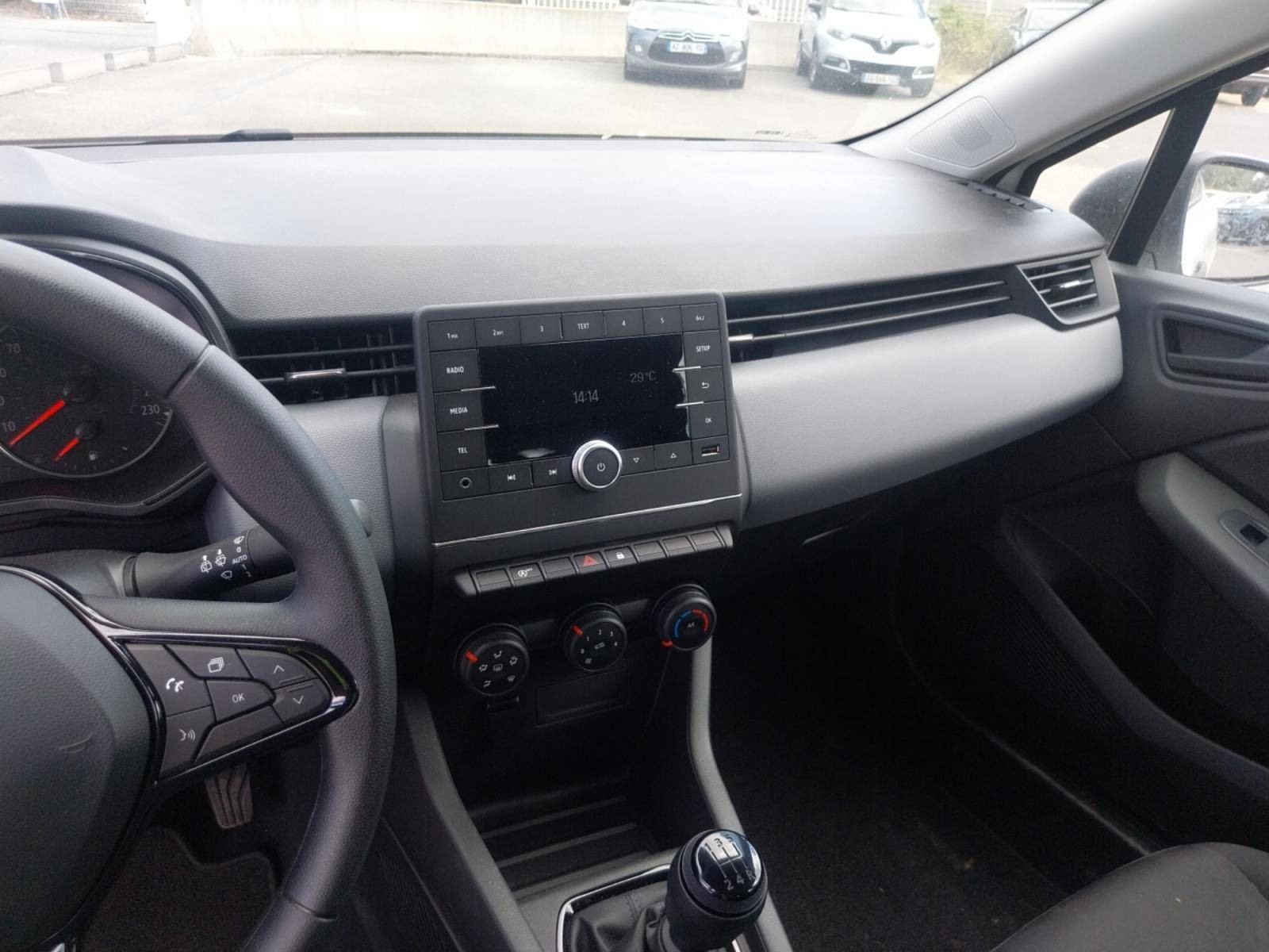 Vente en ligne Renault Clio 5 Clio SCe 65 au prix de 12 490 €