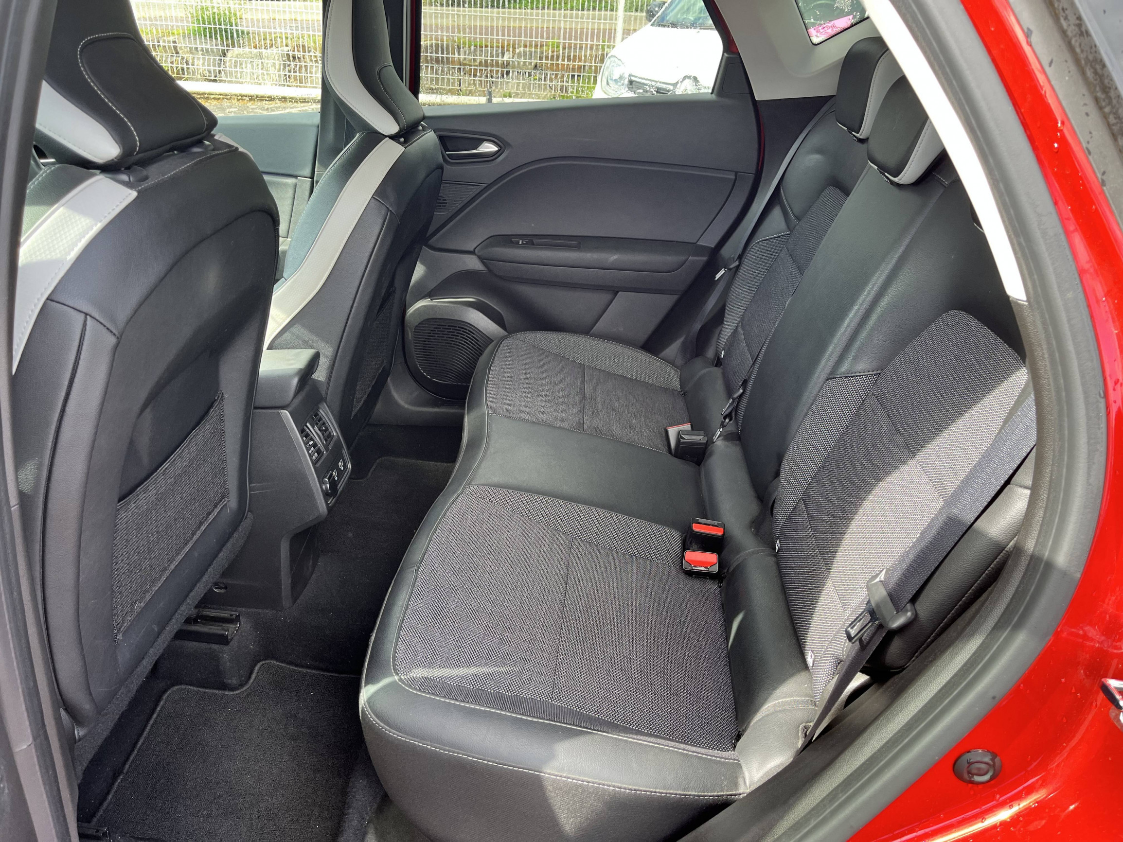Vente en ligne Renault Captur  E-Tech 145 - 21 au prix de 17 290 €