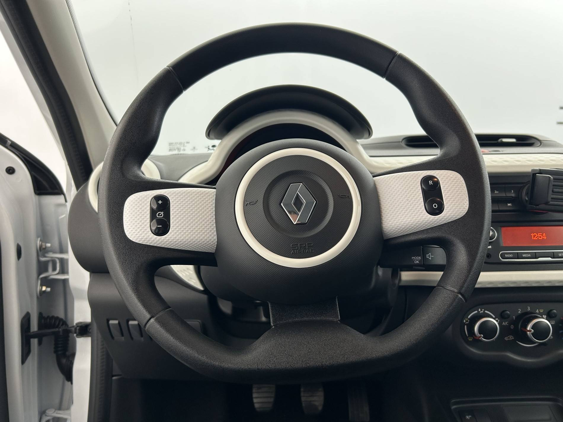 Vente en ligne Renault Twingo 3  SCe 65 - 21 au prix de 10 490 €