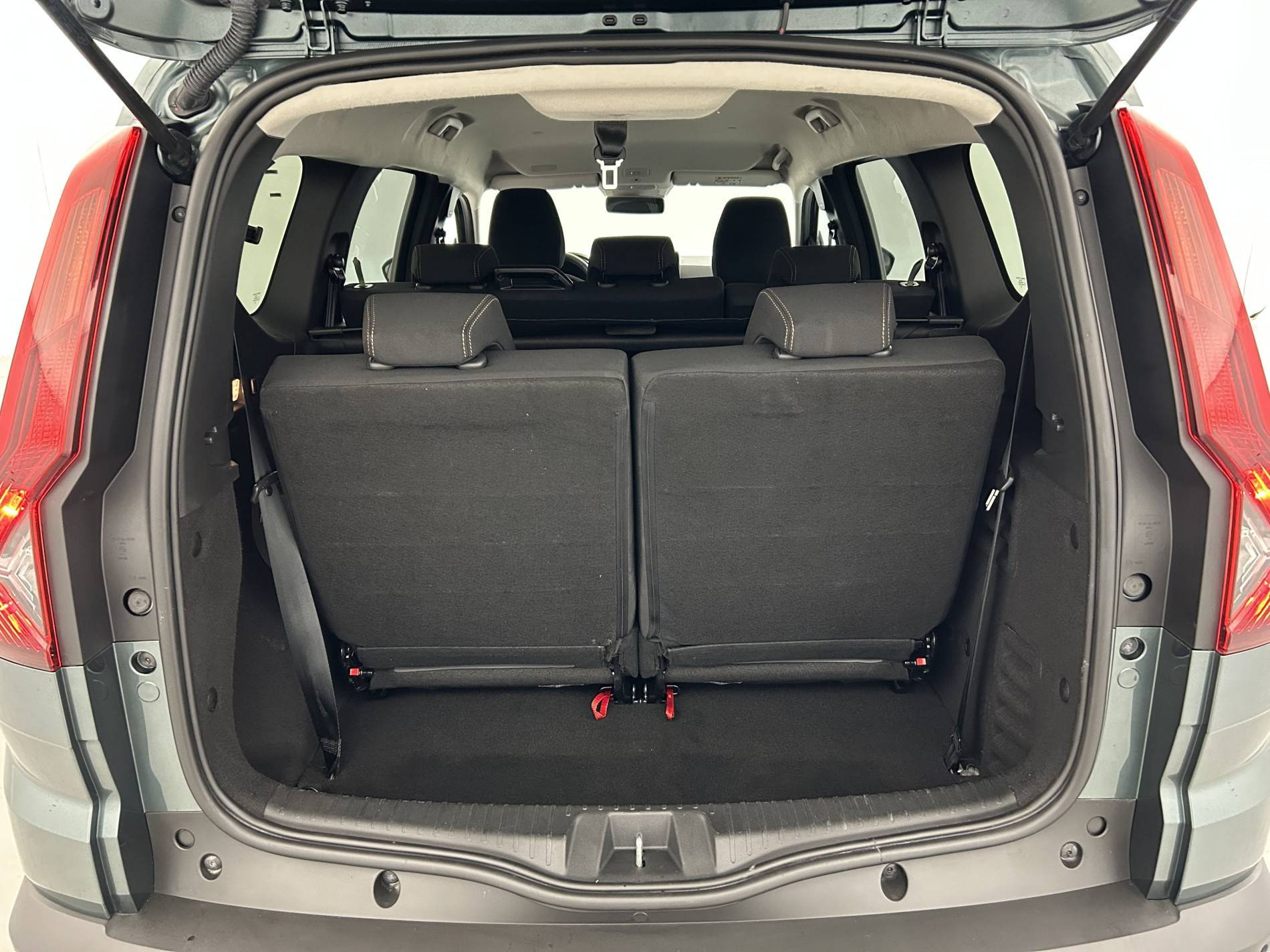 Vente en ligne Dacia Jogger  Hybrid 140 7 places GSR2 au prix de 24 790 €