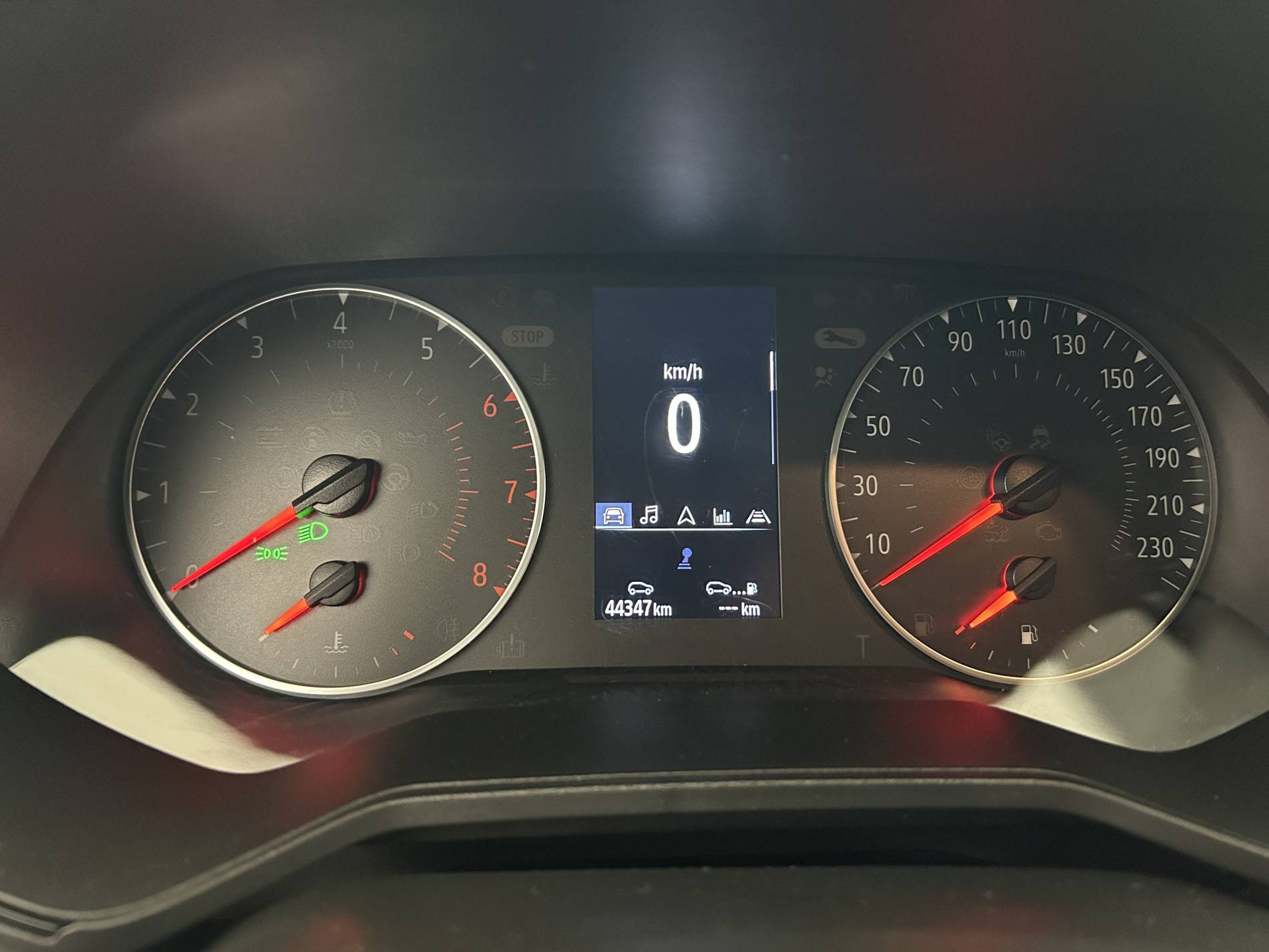 Vente en ligne Renault Clio 5 Clio TCe 90 au prix de 13 890 €