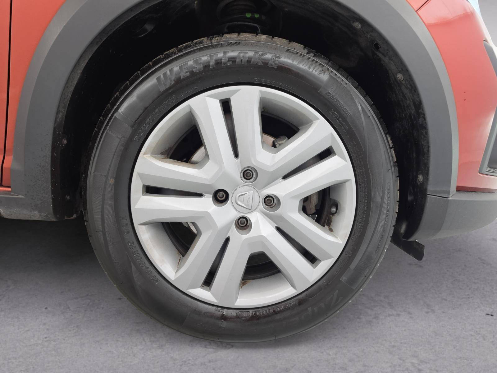 Vente en ligne Dacia Jogger  ECO-G 100 7 places au prix de 17 990 €