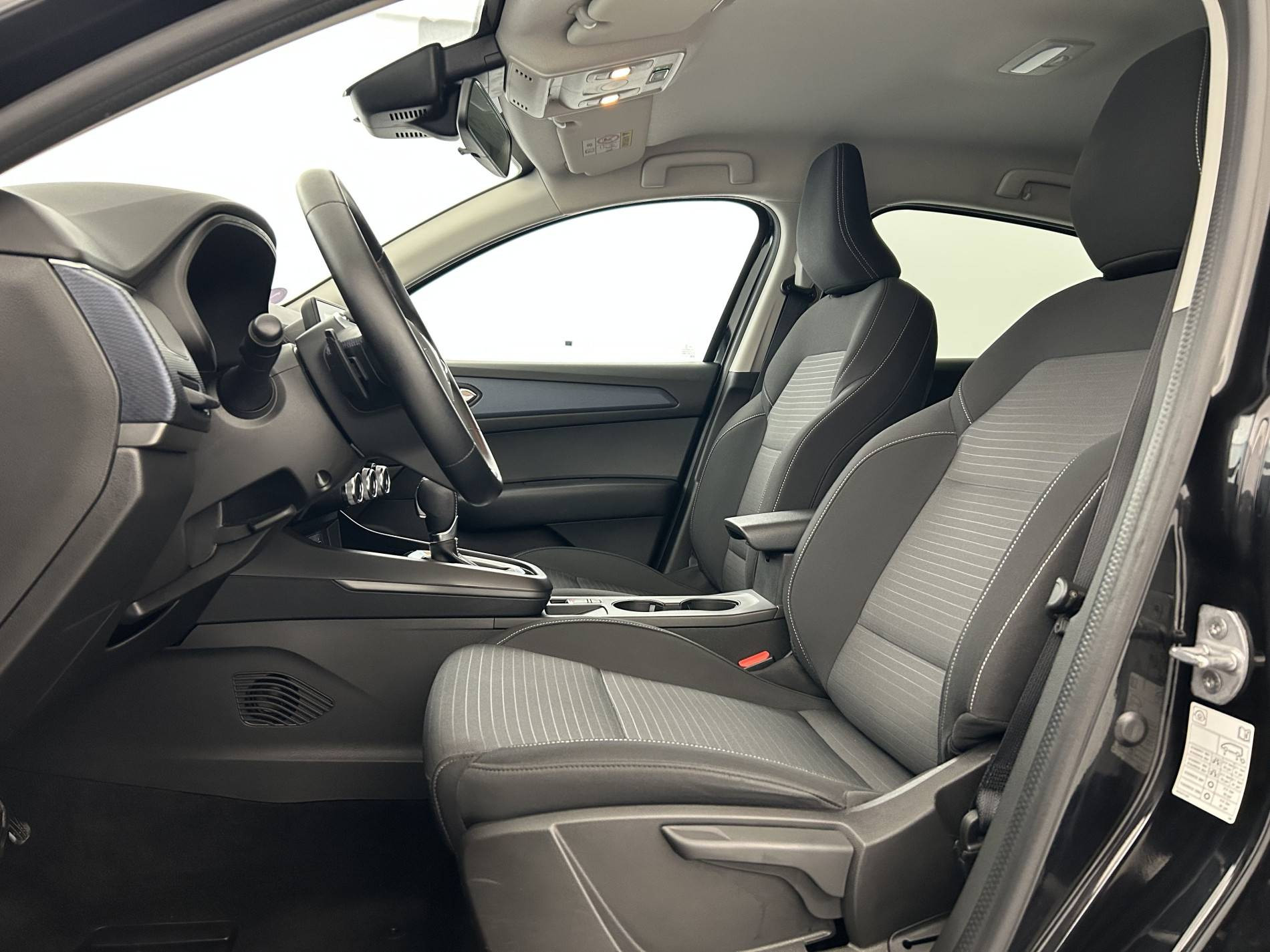 Vente en ligne Renault Arkana  mild hybrid 140 EDC FAP - 22 au prix de 19 990 €