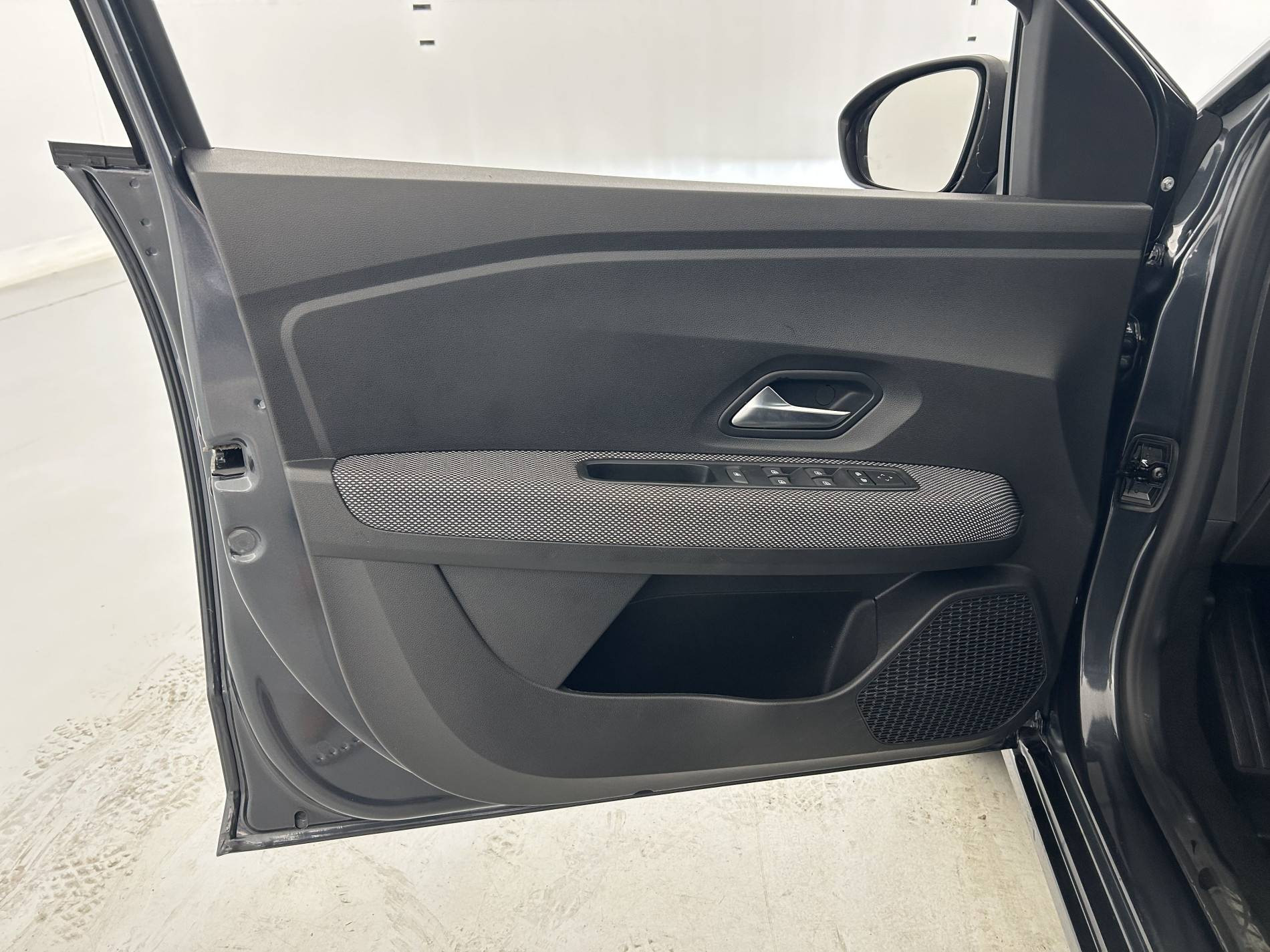Vente en ligne Dacia Sandero  SCe 65 - 22 au prix de 11 980 €