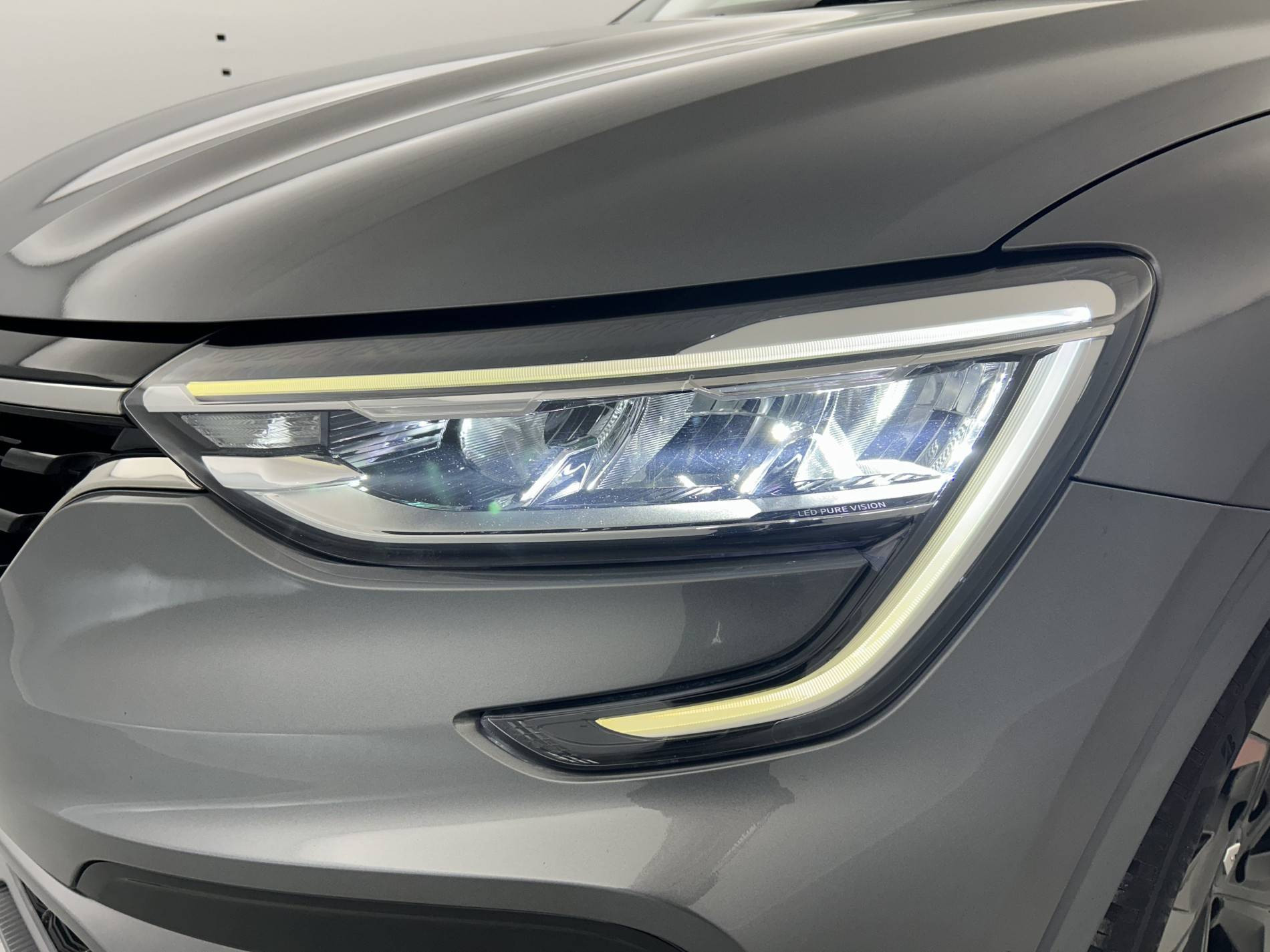 Vente en ligne Renault Arkana  TCe 140 EDC FAP - 21B au prix de 18 790 €