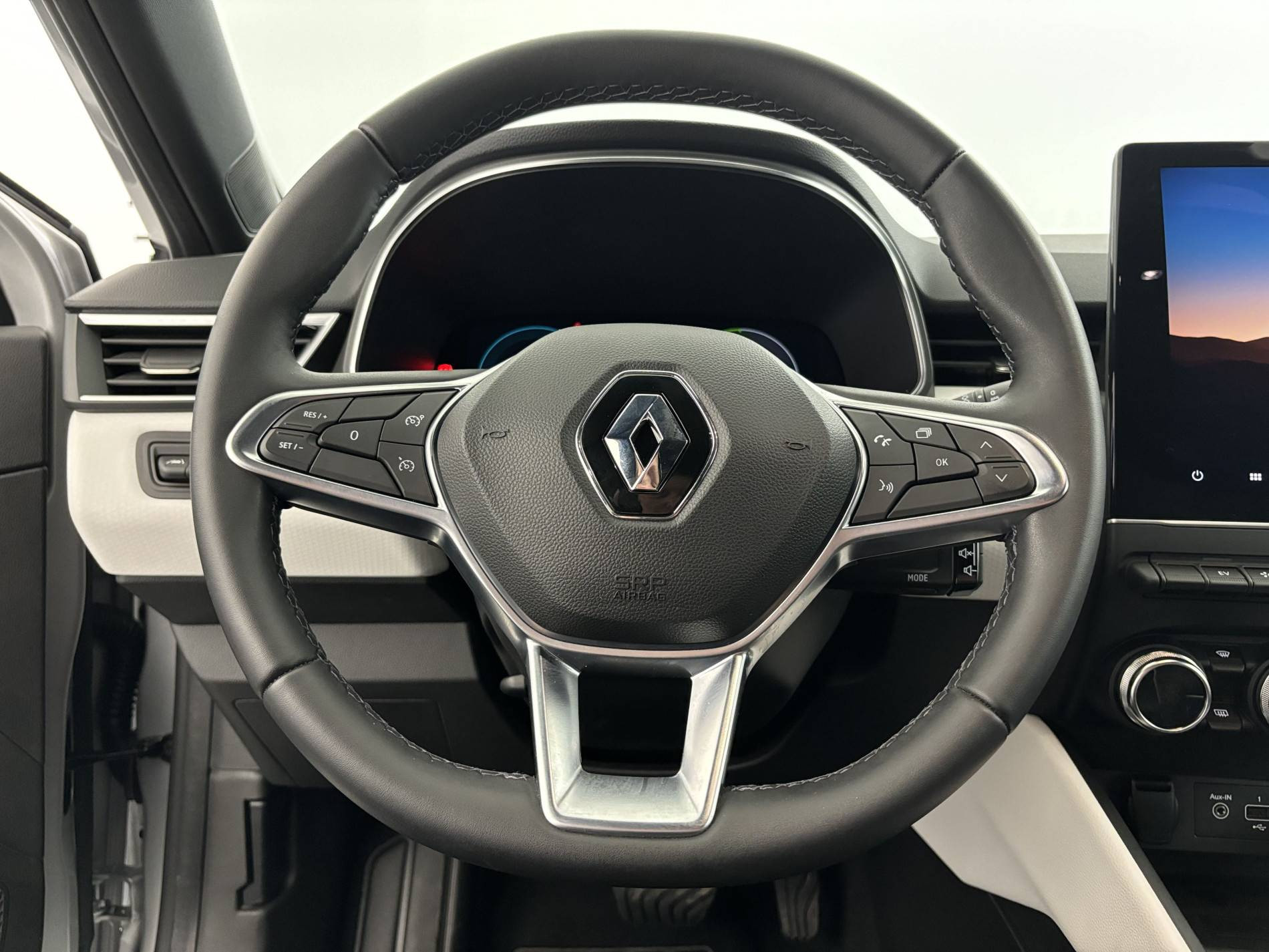 Vente en ligne Renault Clio 5 Clio E-Tech full hybrid 145 au prix de 18 890 €