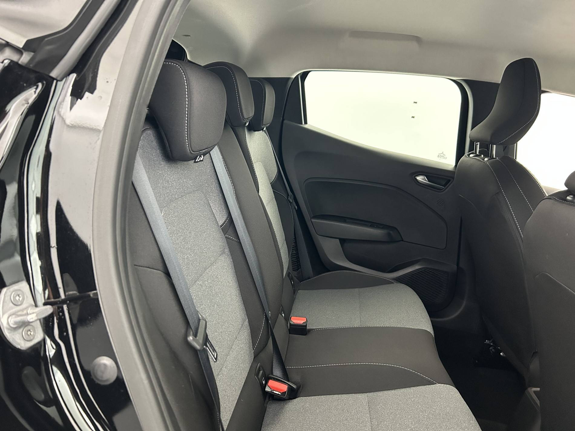 Vente en ligne Renault Clio 5 Clio E-Tech full hybrid 145 ch GSR2 au prix de 19 990 €