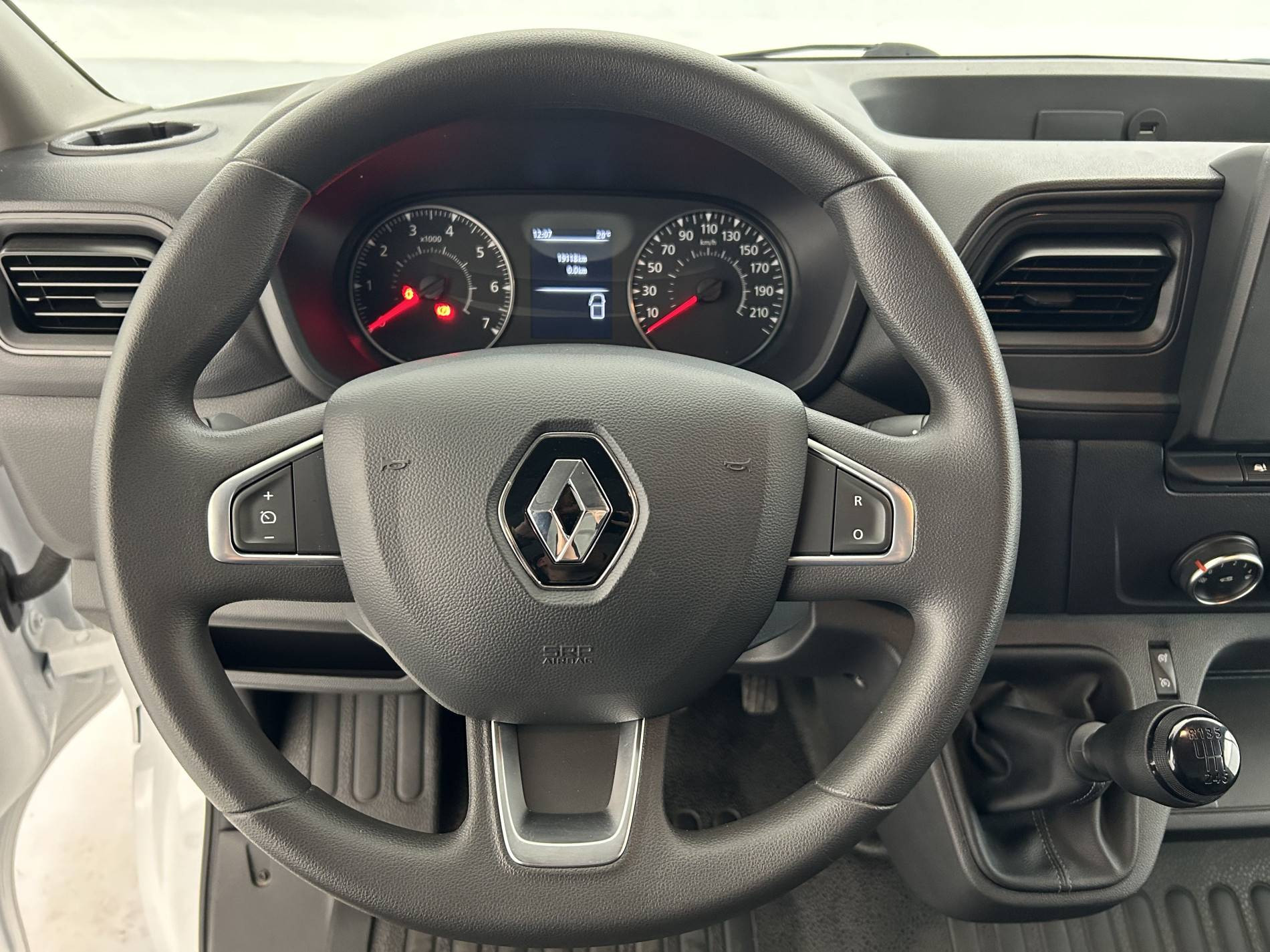 Vente en ligne Renault Master Fourgon MASTER FGN TRAC F3500 L3H3 BLUE DCI 135 au prix de 29 990 €