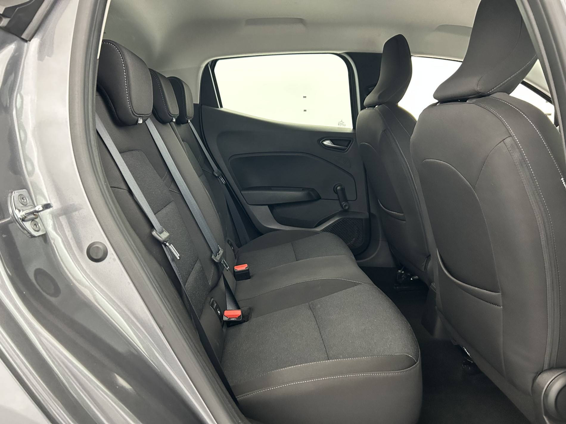 Vente en ligne Renault Clio 5 Clio TCe 90 au prix de 13 790 €