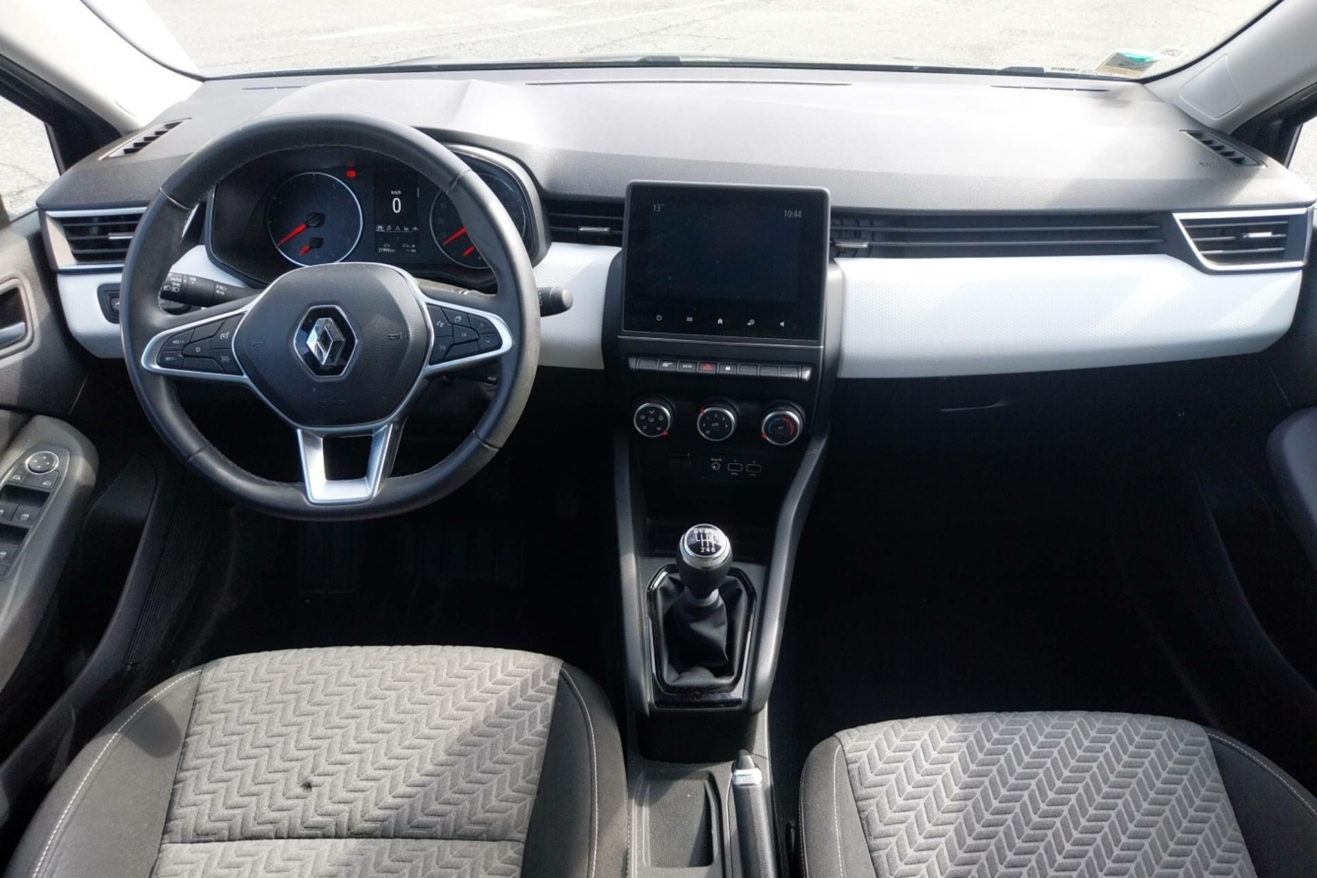 Vente en ligne Renault Clio 5 Clio TCe 90 au prix de 14 680 €