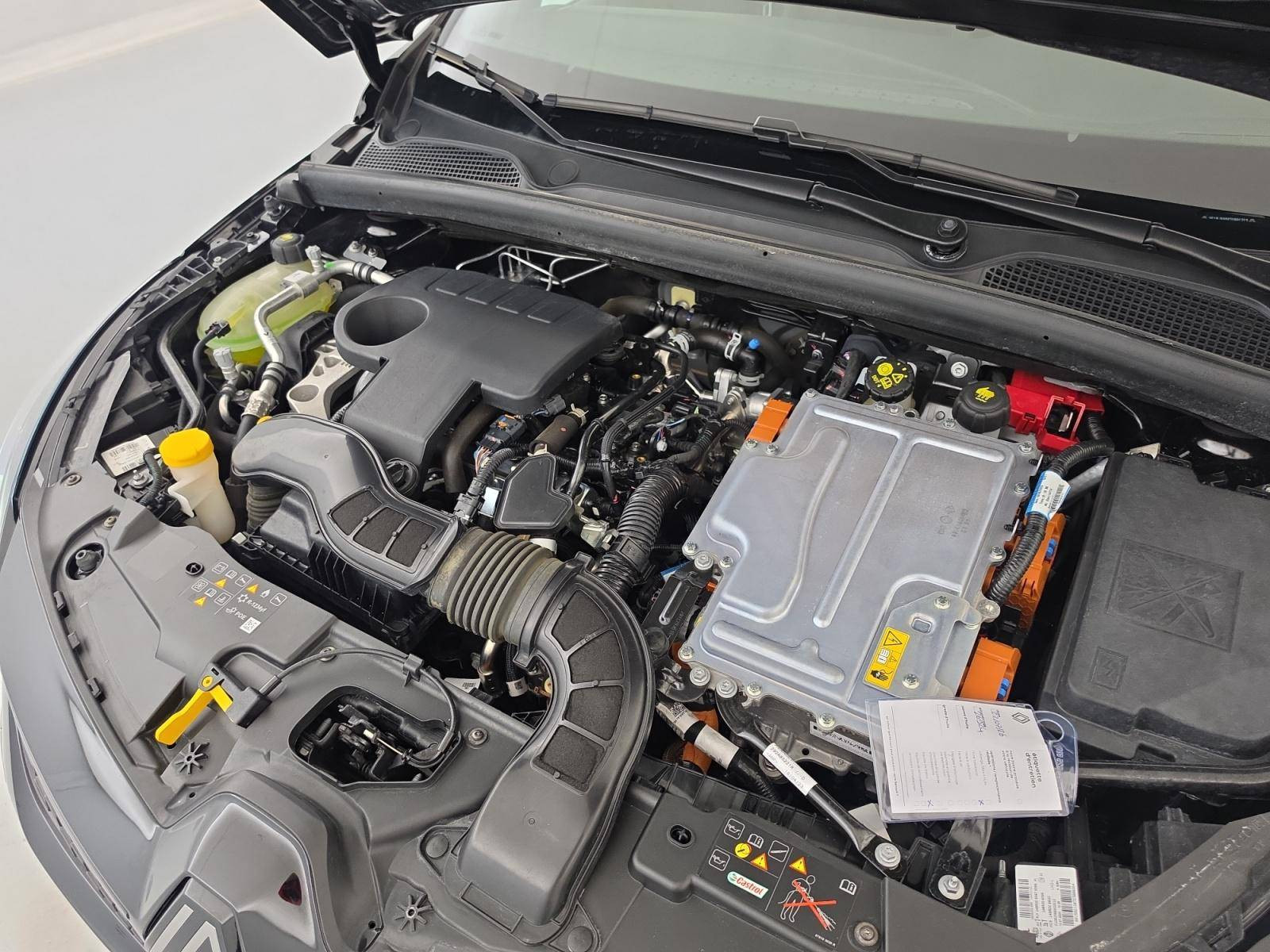Vente en ligne Renault Clio 5 Clio E-Tech full hybrid 145 au prix de 20 900 €