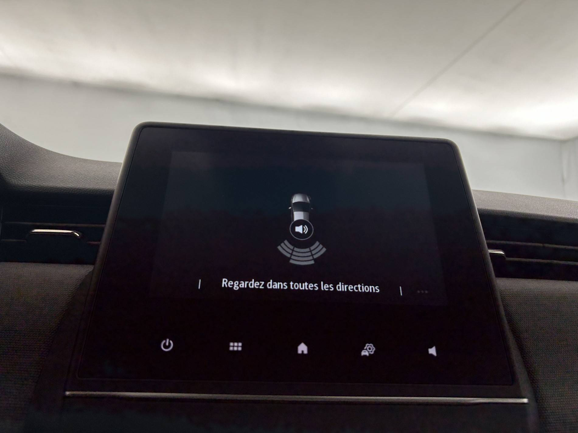 Vente en ligne Renault Clio 5 Clio E-Tech full hybrid 145 ch GSR2 au prix de 20 190 €