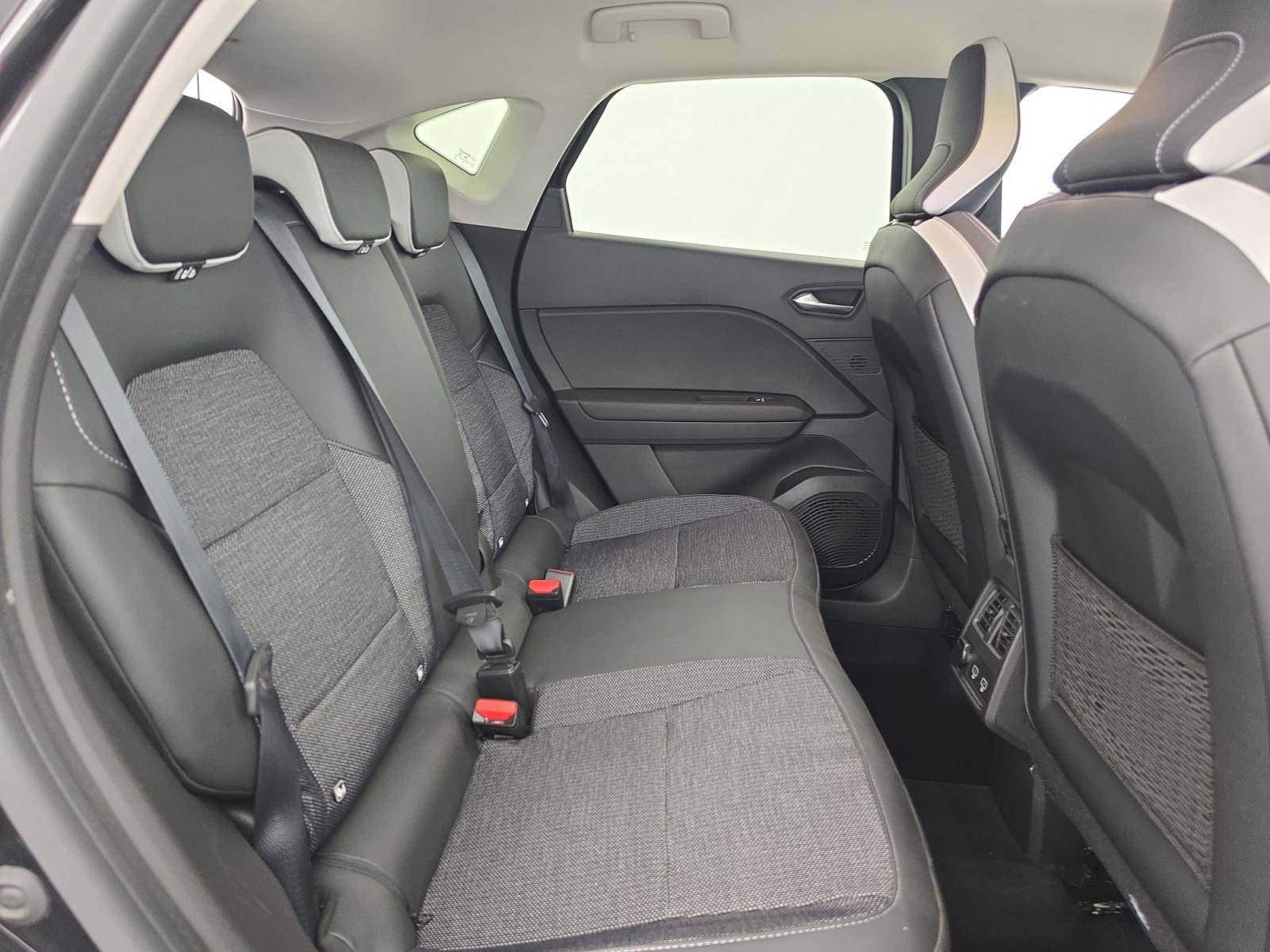Vente en ligne Renault Captur  E-Tech Plug-in 160 au prix de 16 990 €