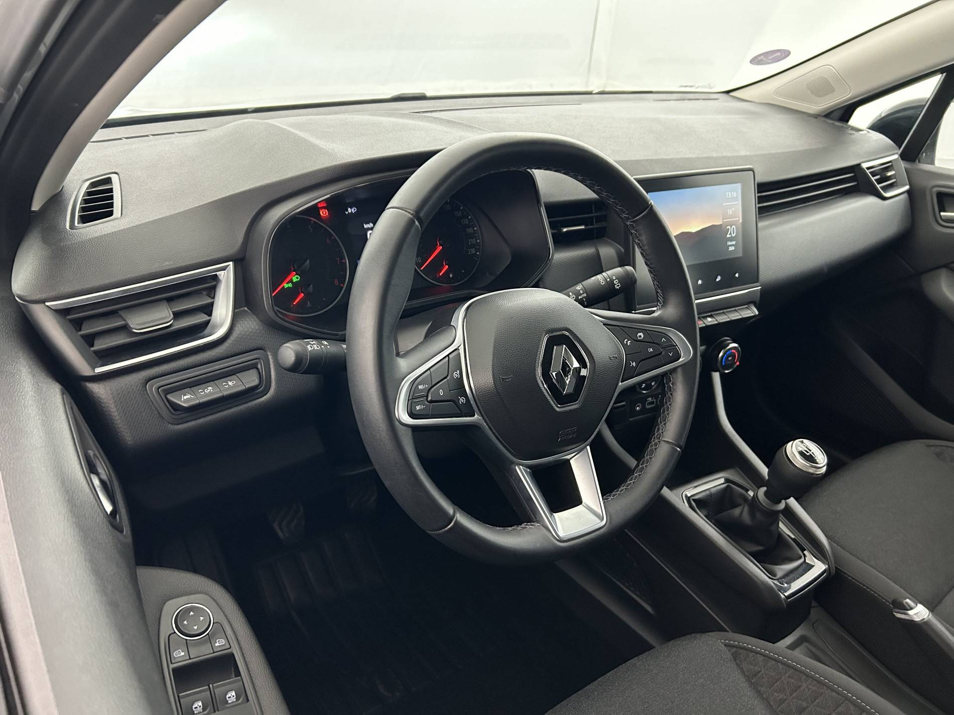 Vente en ligne Renault Clio 5 Clio TCe 90 au prix de 14 290 €